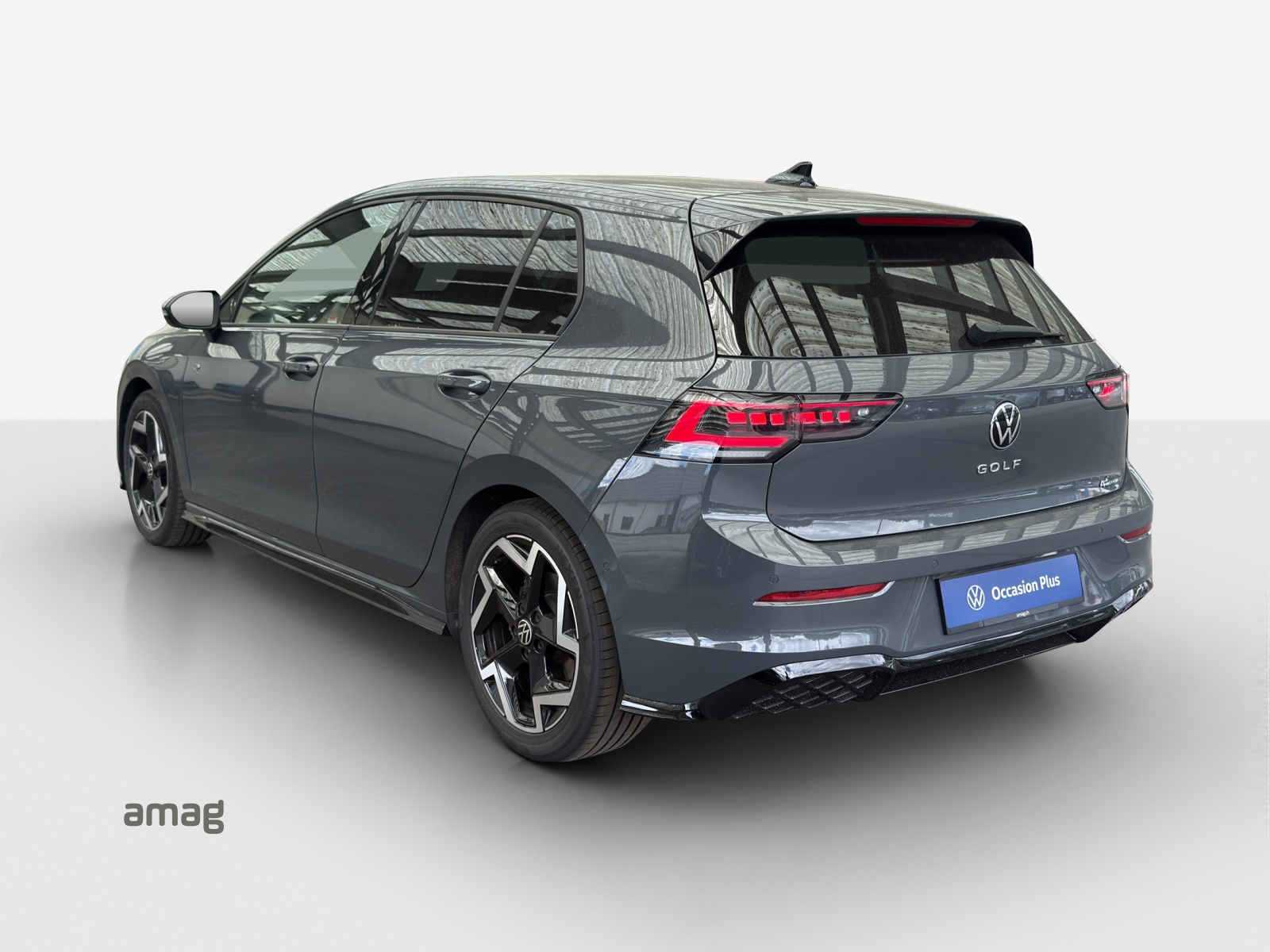 VW Golf 2.0 TSI R-Line DSG 4 Motion-image-2