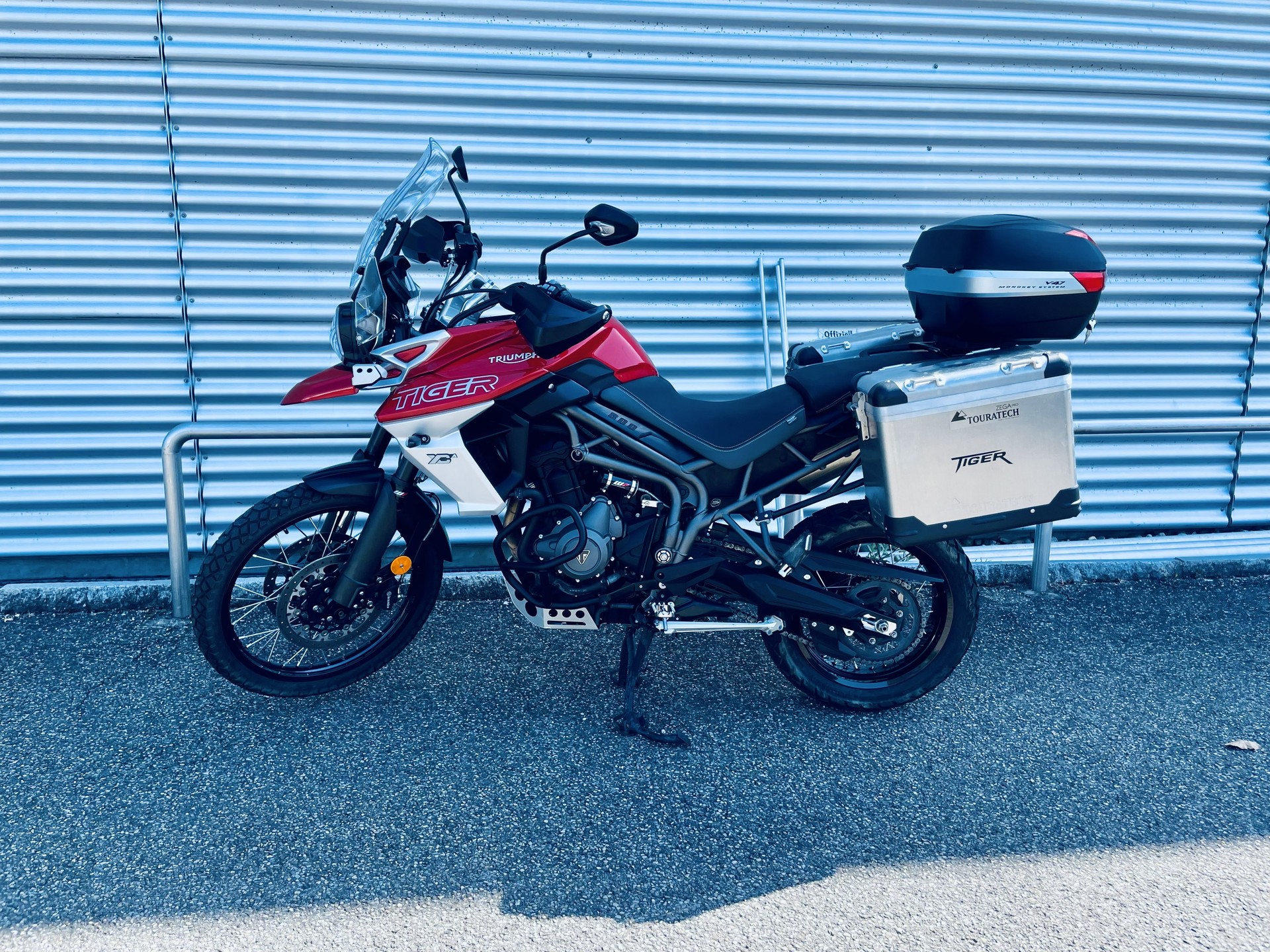 TRIUMPH Tiger 800 XCa ABS-image-3