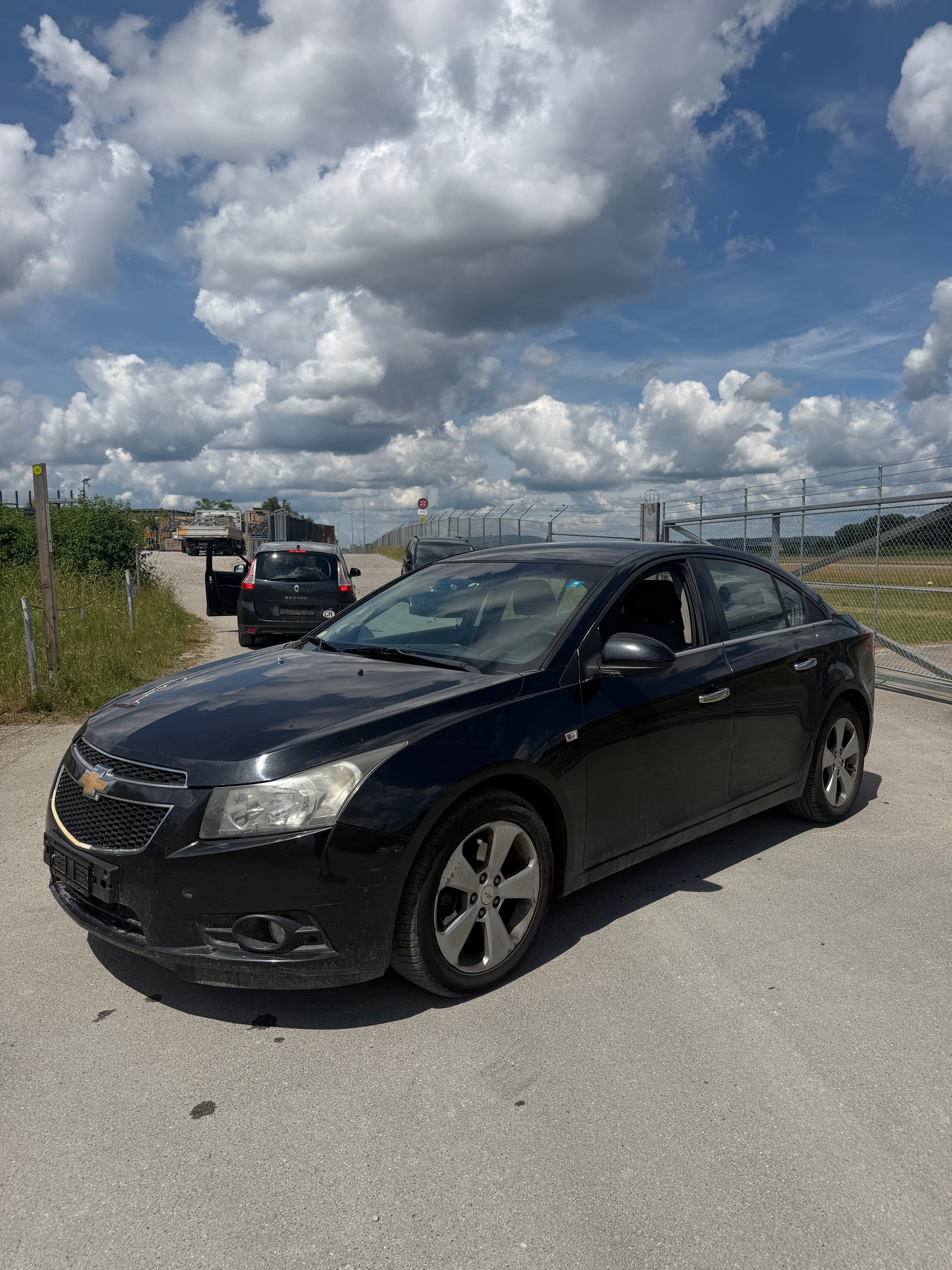 CHEVROLET Cruze 2.0 VCDi LT-image-2