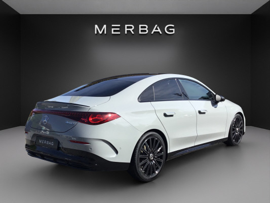 MERCEDES-BENZ CLA 220 8G-DCT 4Matic-image-3