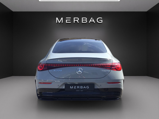 MERCEDES-BENZ CLA 220 8G-DCT 4Matic-image-4