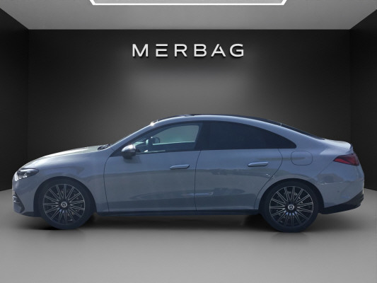MERCEDES-BENZ CLA 220 8G-DCT 4Matic-image-2