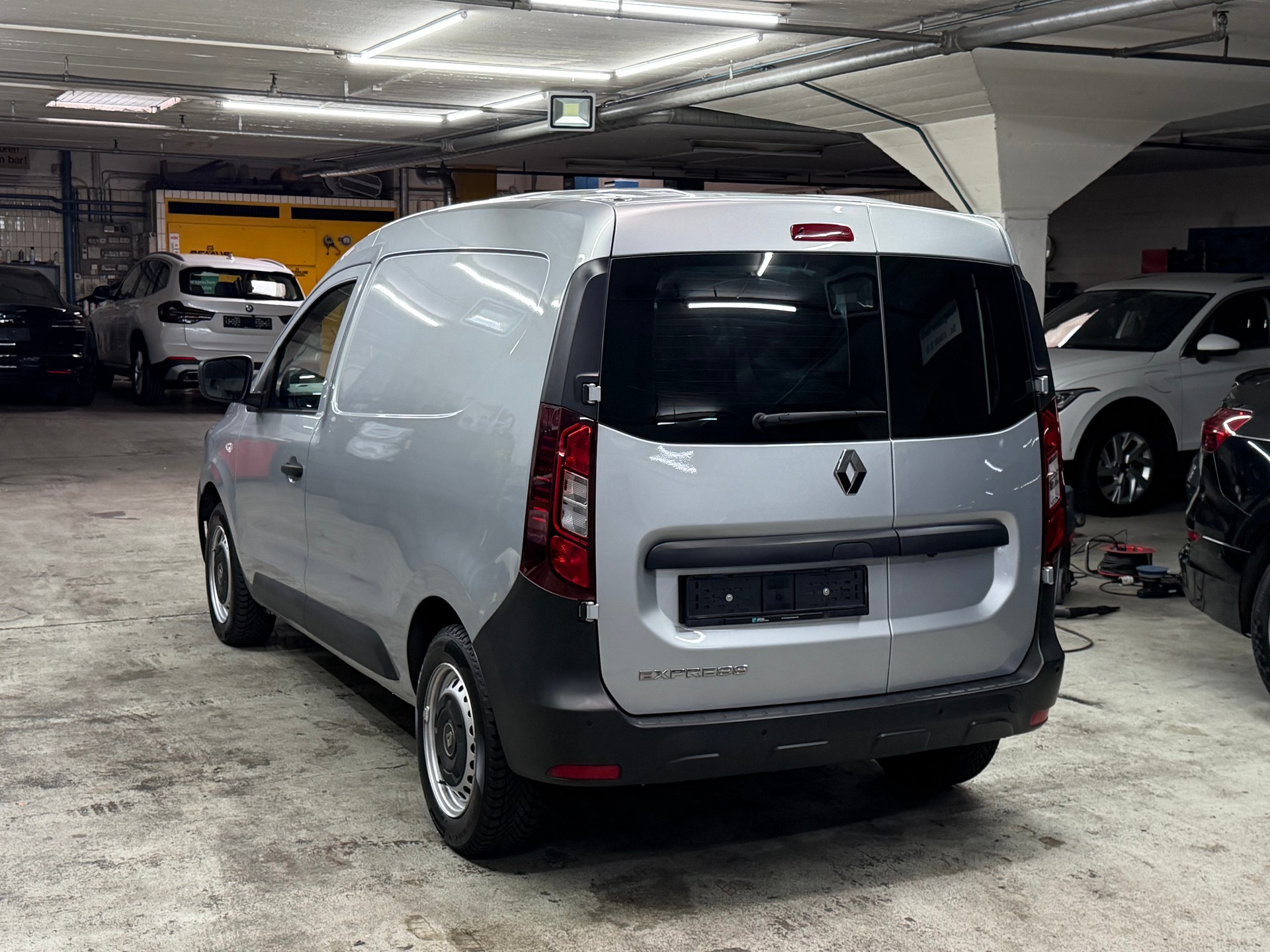 RENAULT Express 1.5 Blue dCi 95 Advance-image-14