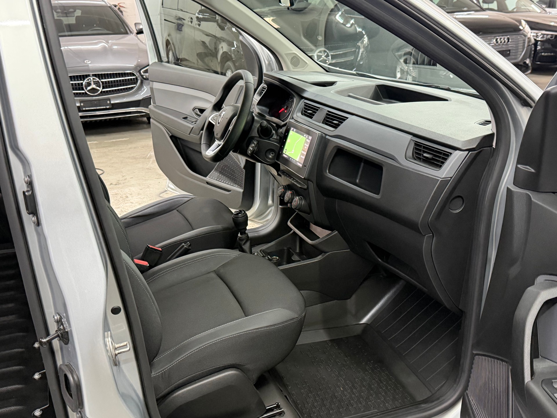 RENAULT Express 1.5 Blue dCi 95 Advance-image-11
