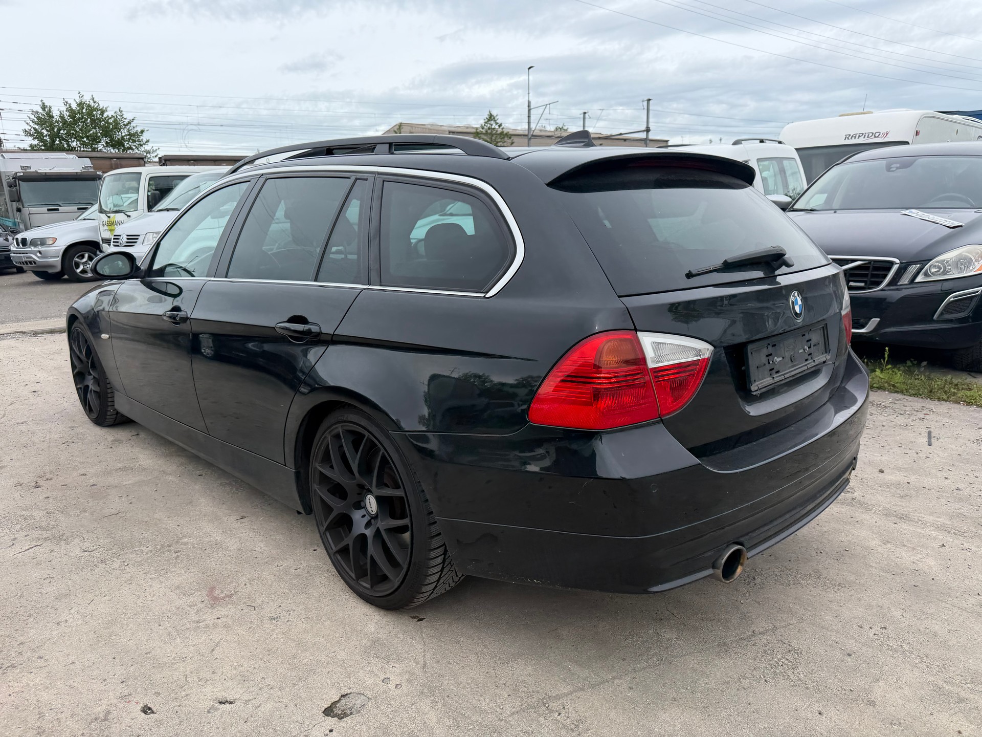 BMW 335i Touring-image-5