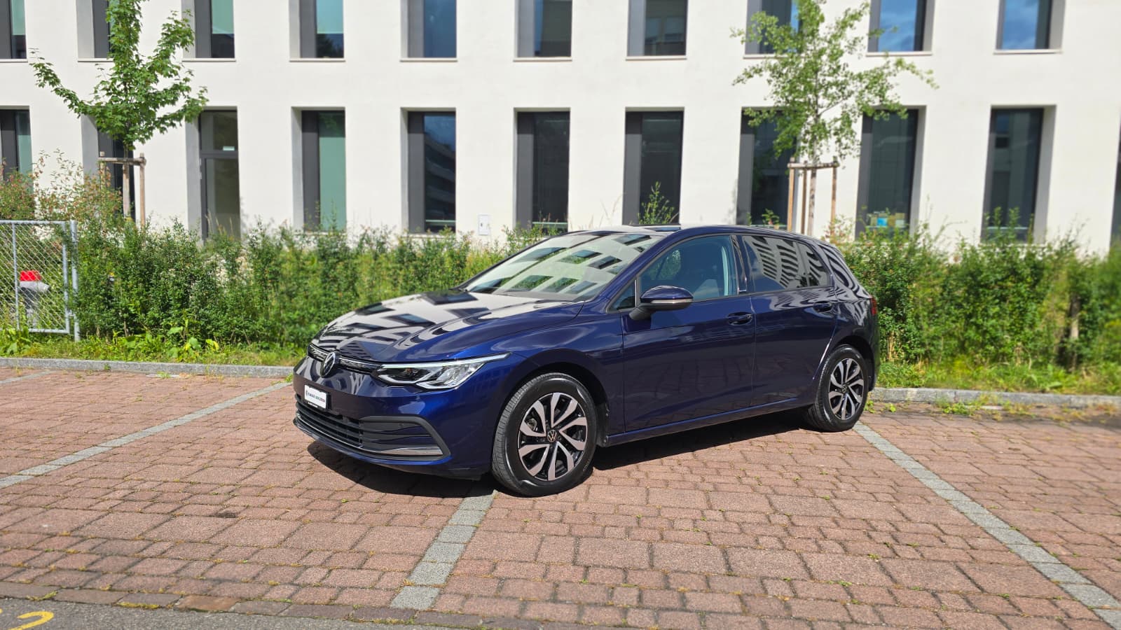 VW 2.0 TDI ACTIVE | Zweite Hand | Top Ausstattung | Frisch ab MFK | Elk Anhängerkupplung | Spurhalteassistent | Rückfahrtkamera-image-0