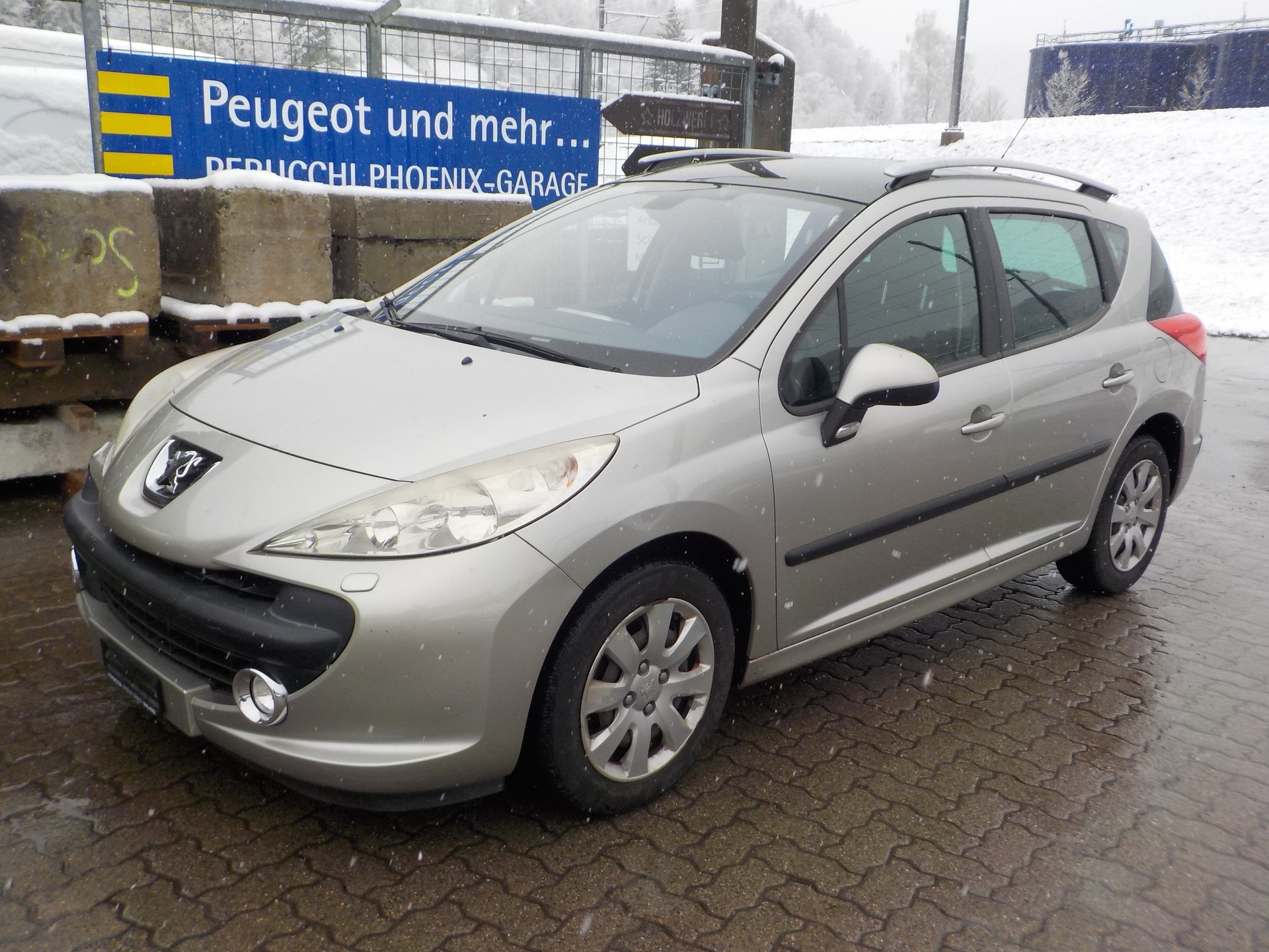 PEUGEOT 207 SW 1.6 16V Sport Automatic-image-0