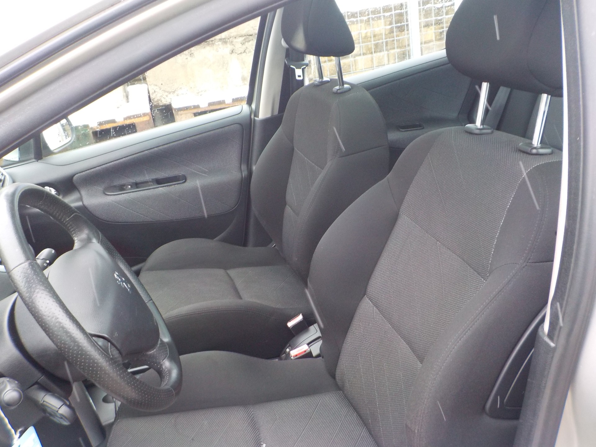 PEUGEOT 207 SW 1.6 16V Sport Automatic-image-6