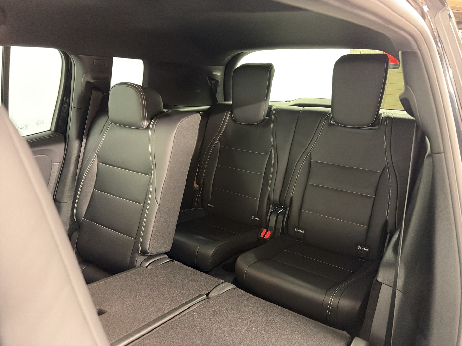 MERCEDES-BENZ GLB 220 4matic-image-10