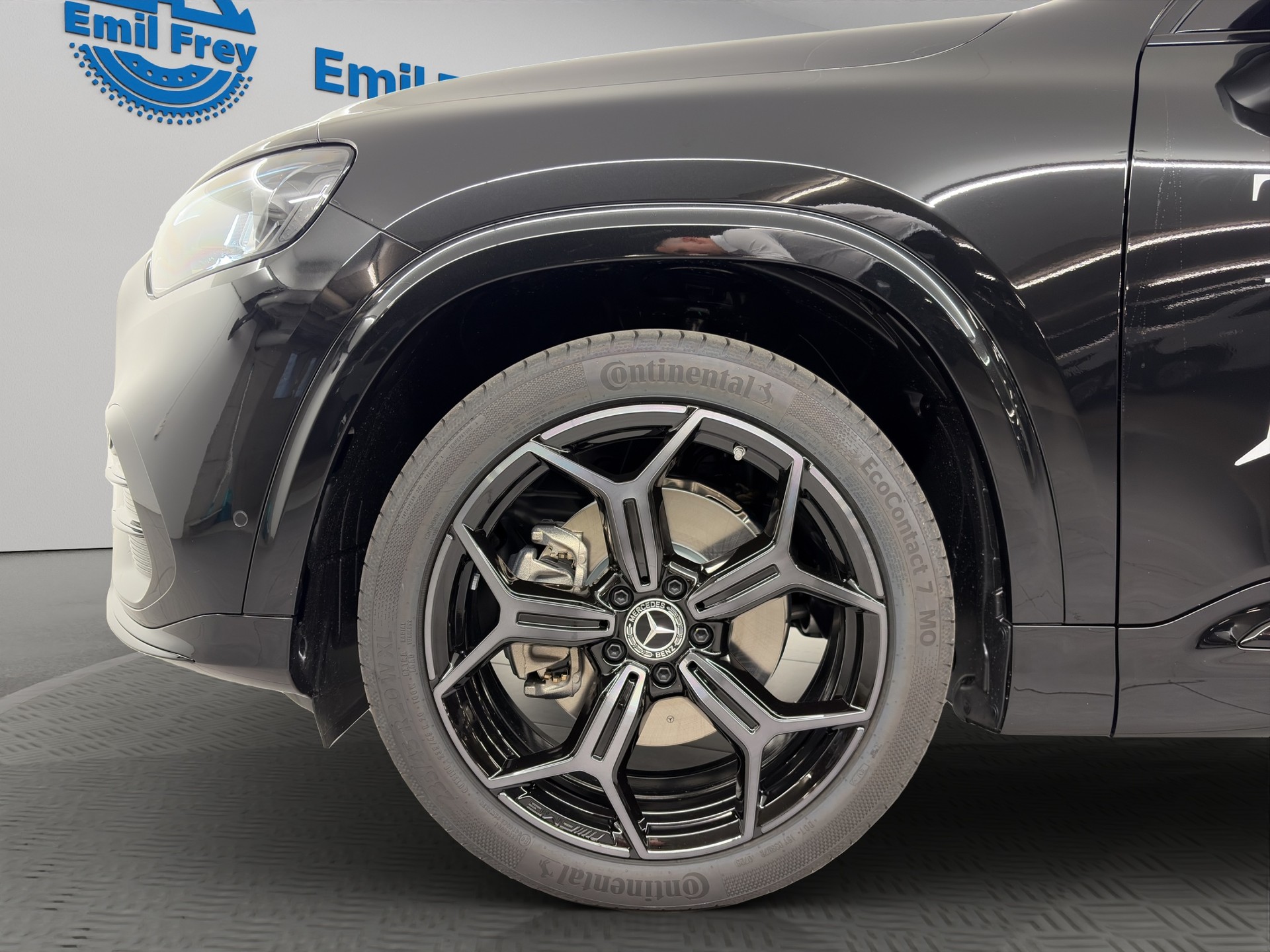 MERCEDES-BENZ GLB 220 4matic-image-3