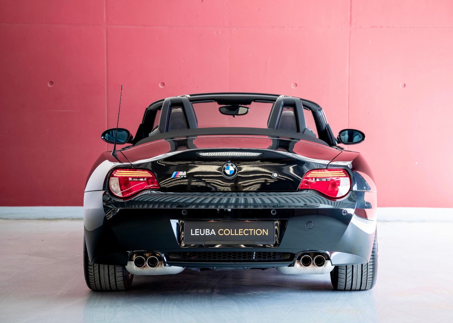 BMW Z4 M Roadster (1st hand Swiss car, full BMW history, mint condition)-showroom-element-3