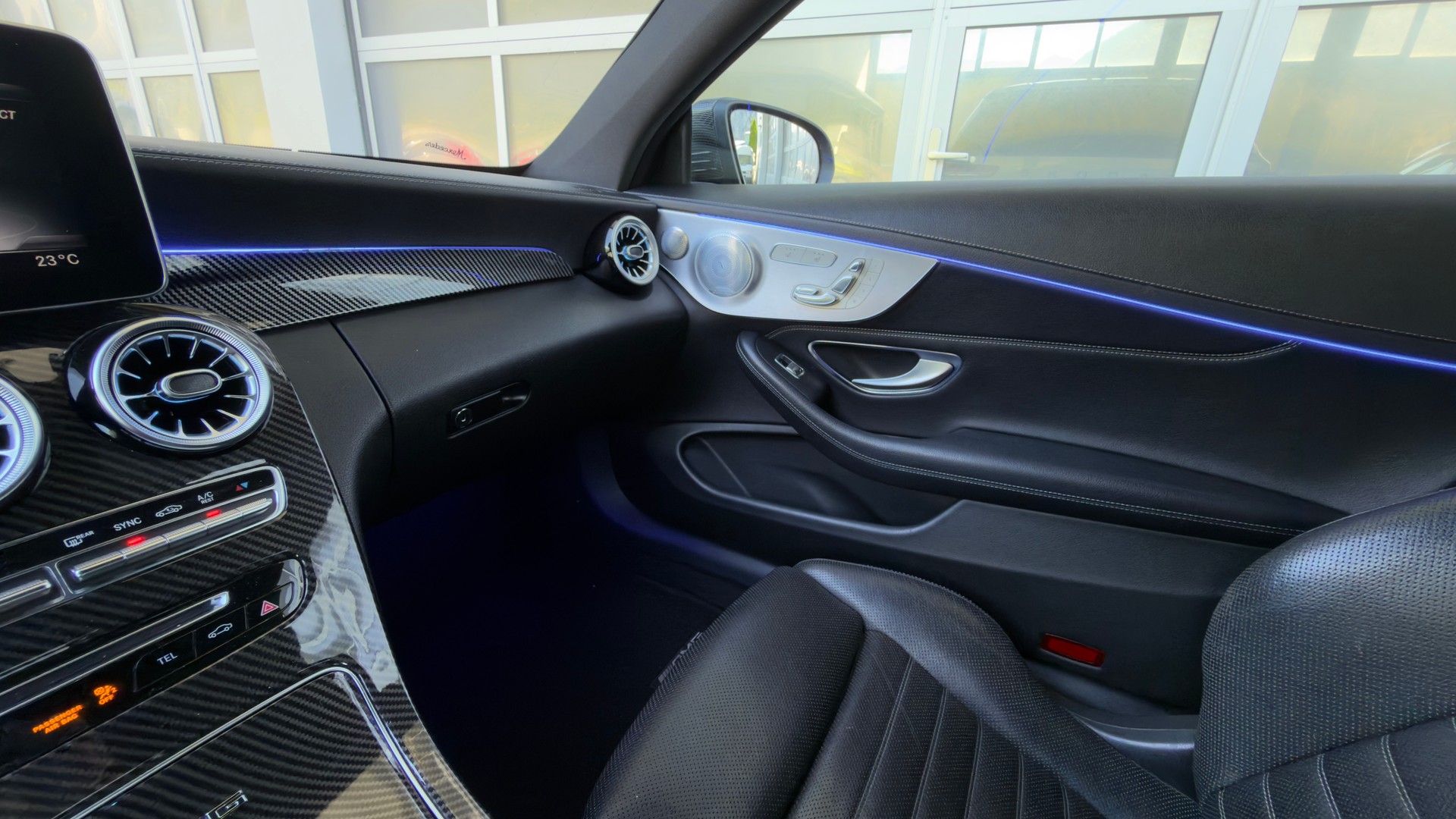 MERCEDES-BENZ C-Klasse C205 Coupé C 43 AMG 4matic-image-14