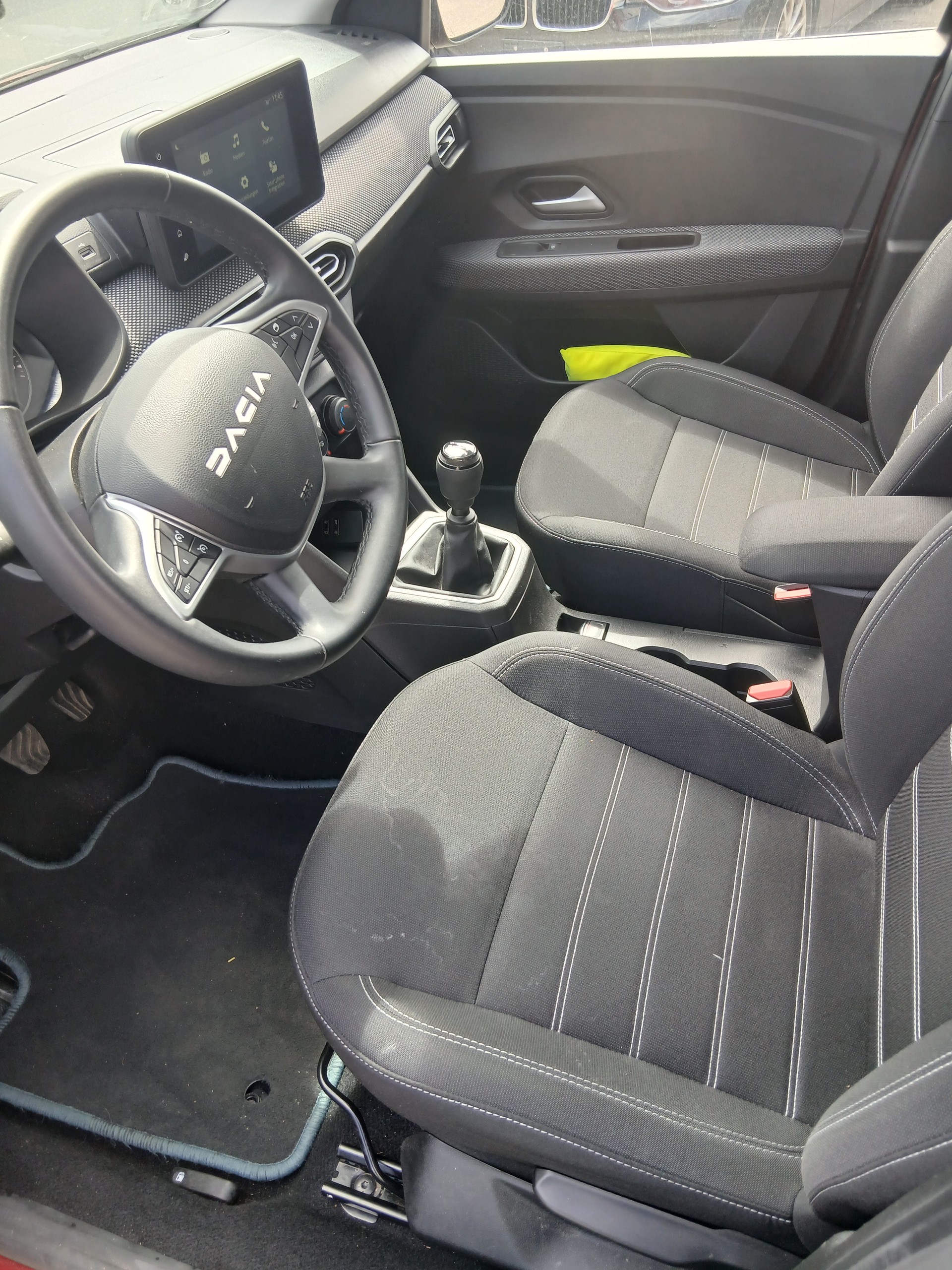 DACIA Sandero TCe 90 Expression-image-8