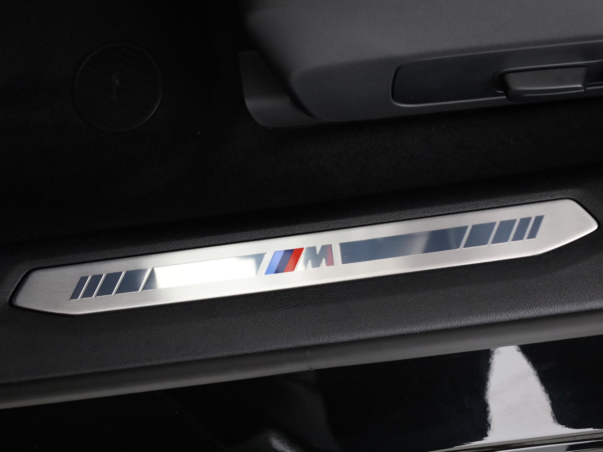 BMW M135i xDrive-image-12