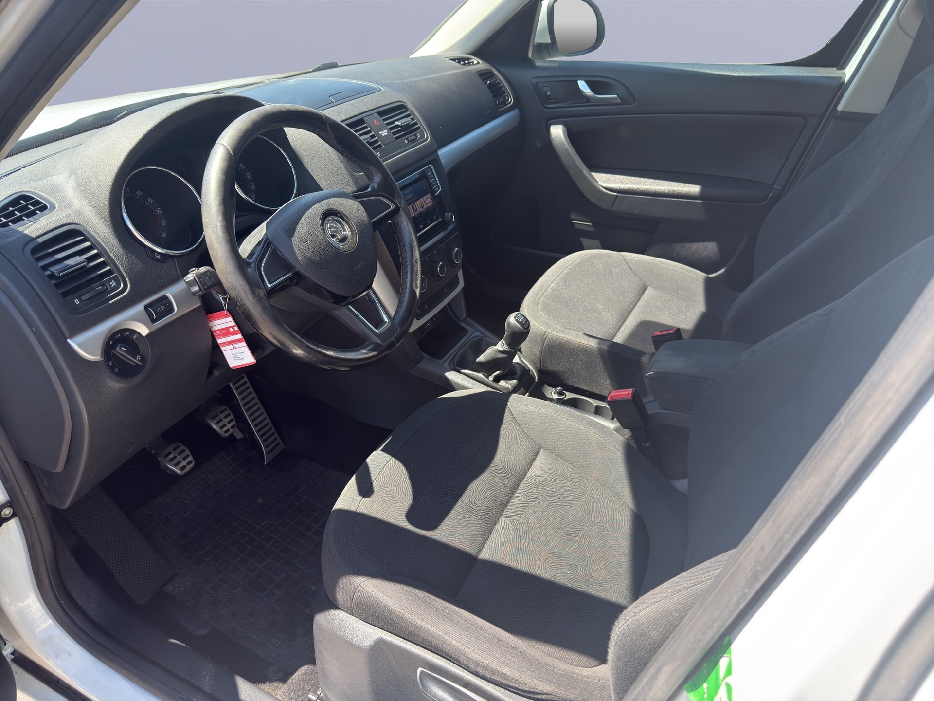 SKODA Yeti 2.0 TDI Ambition 4x4-image-13