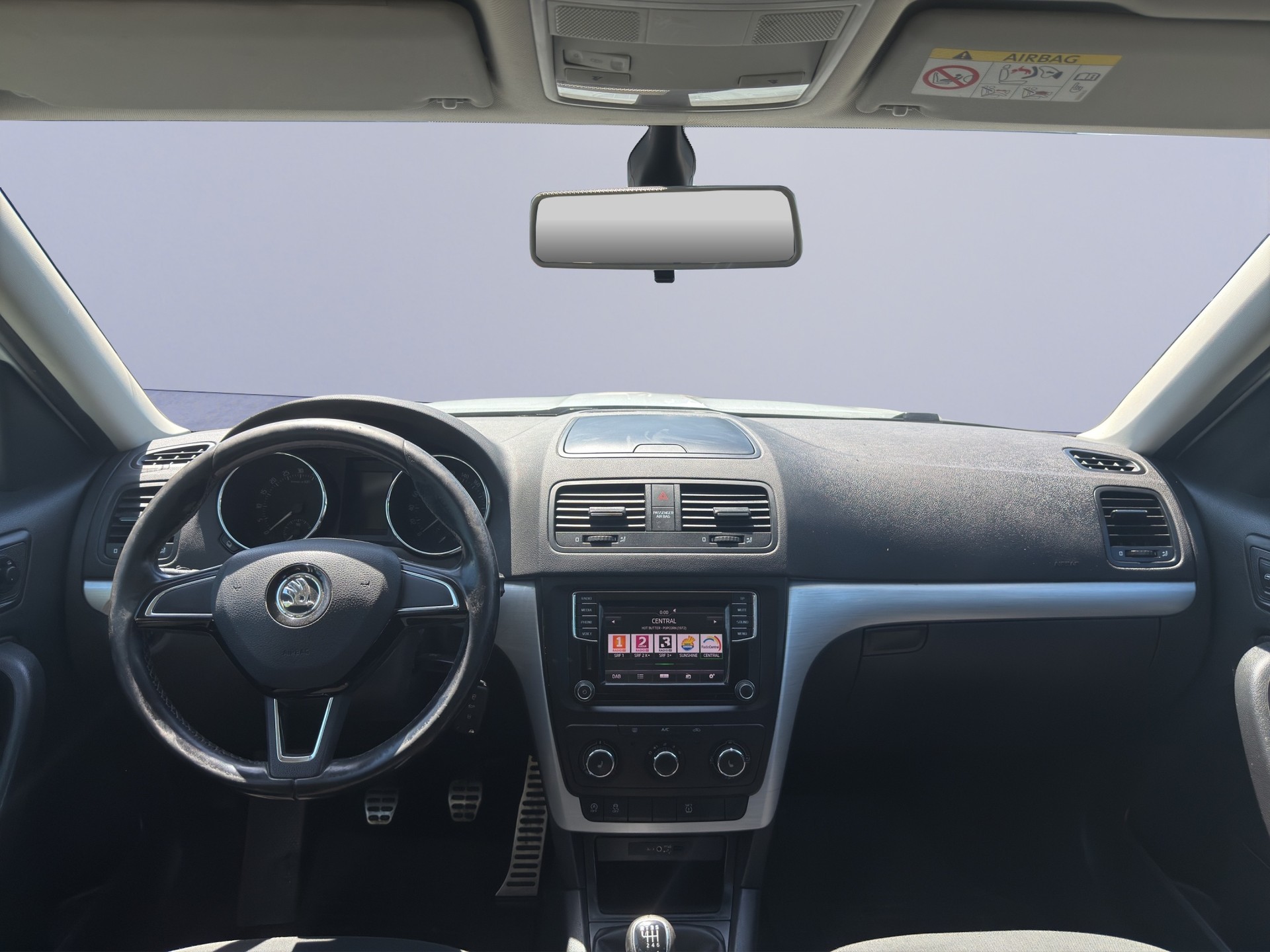 SKODA Yeti 2.0 TDI Ambition 4x4-image-11