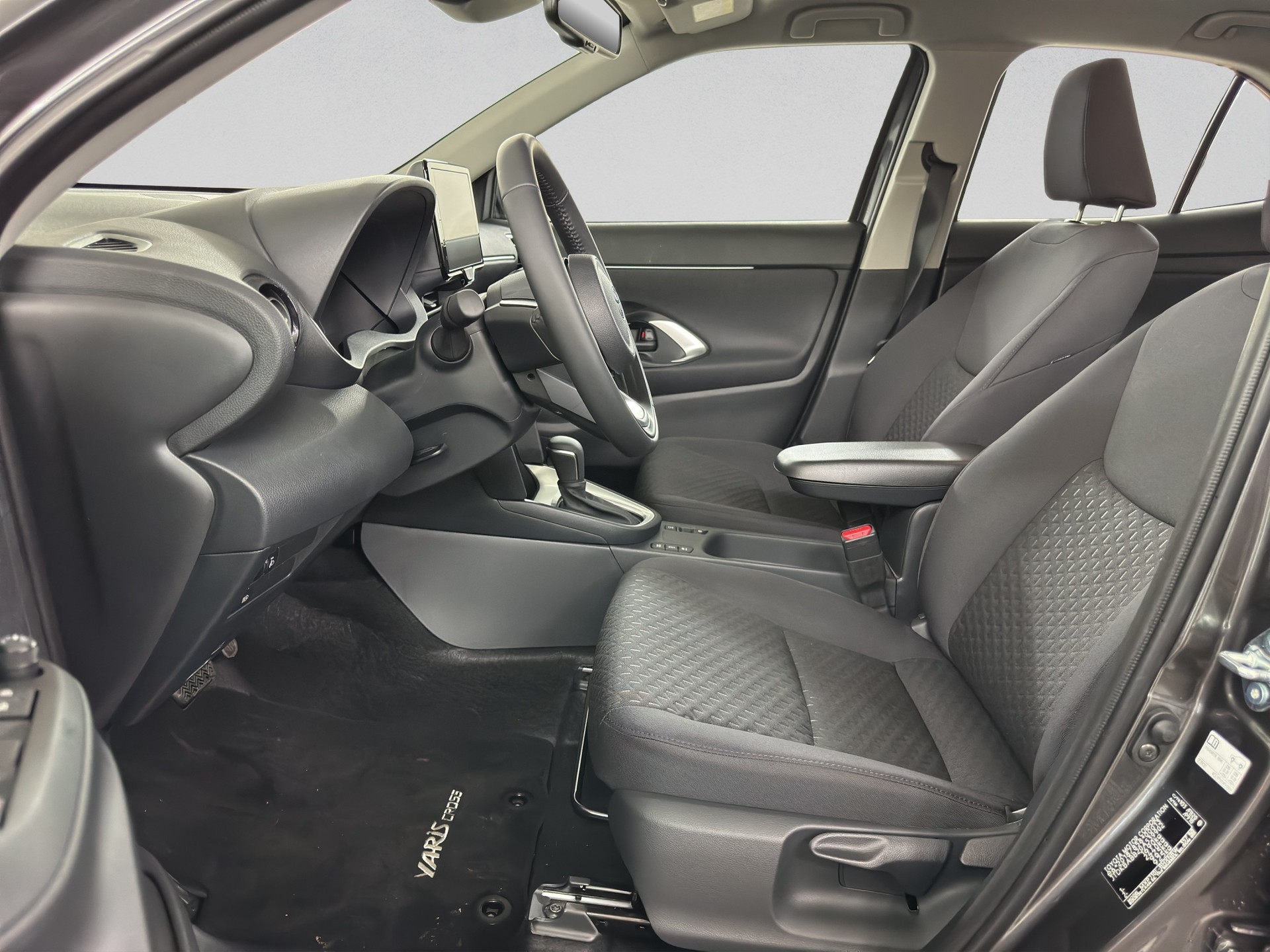 TOYOTA Yaris Cross 1.5 Comfort e-CVT-image-8