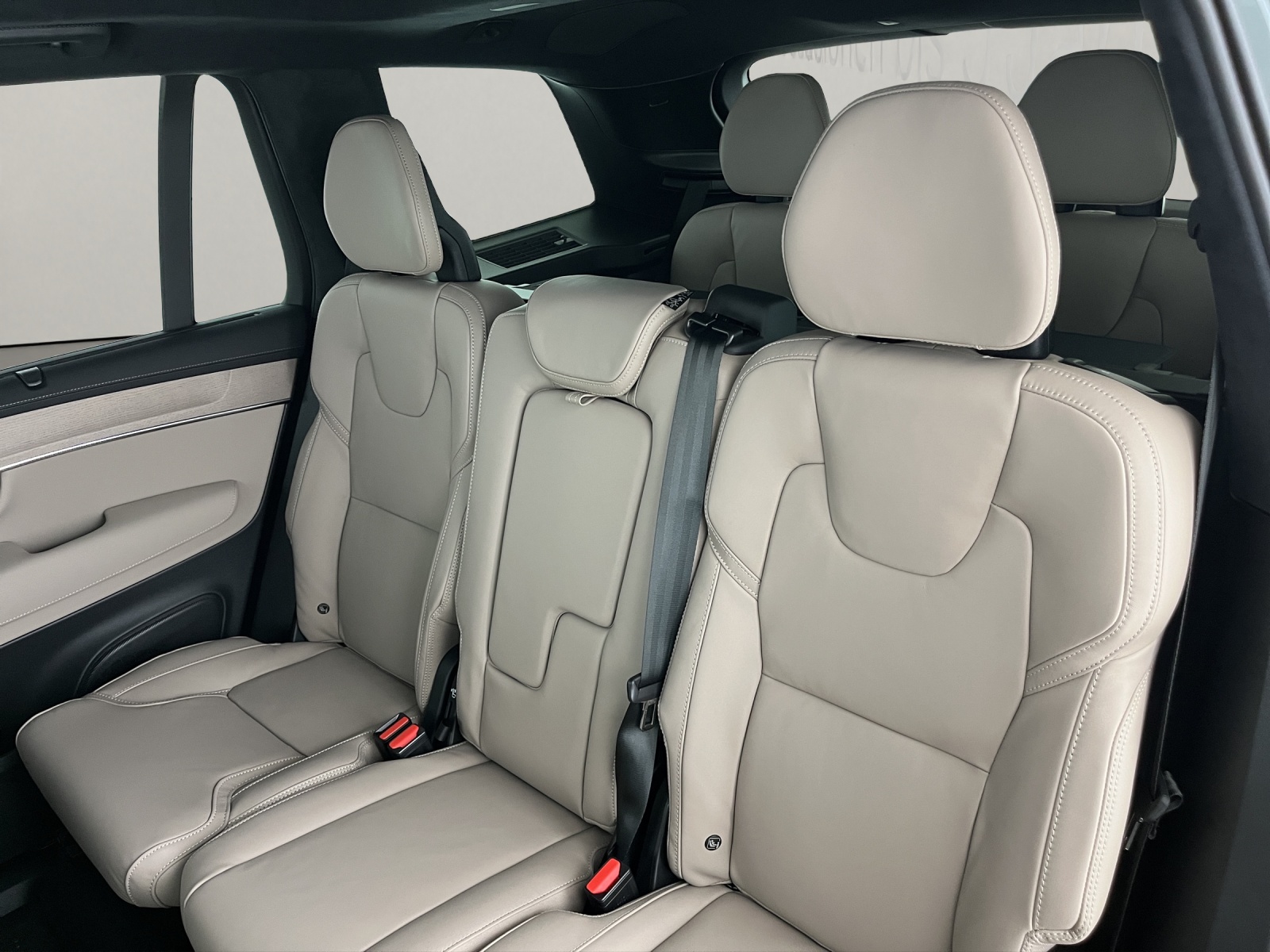 VOLVO XC90 2.0 T8 TE Ultra Dark eAWD-image-11
