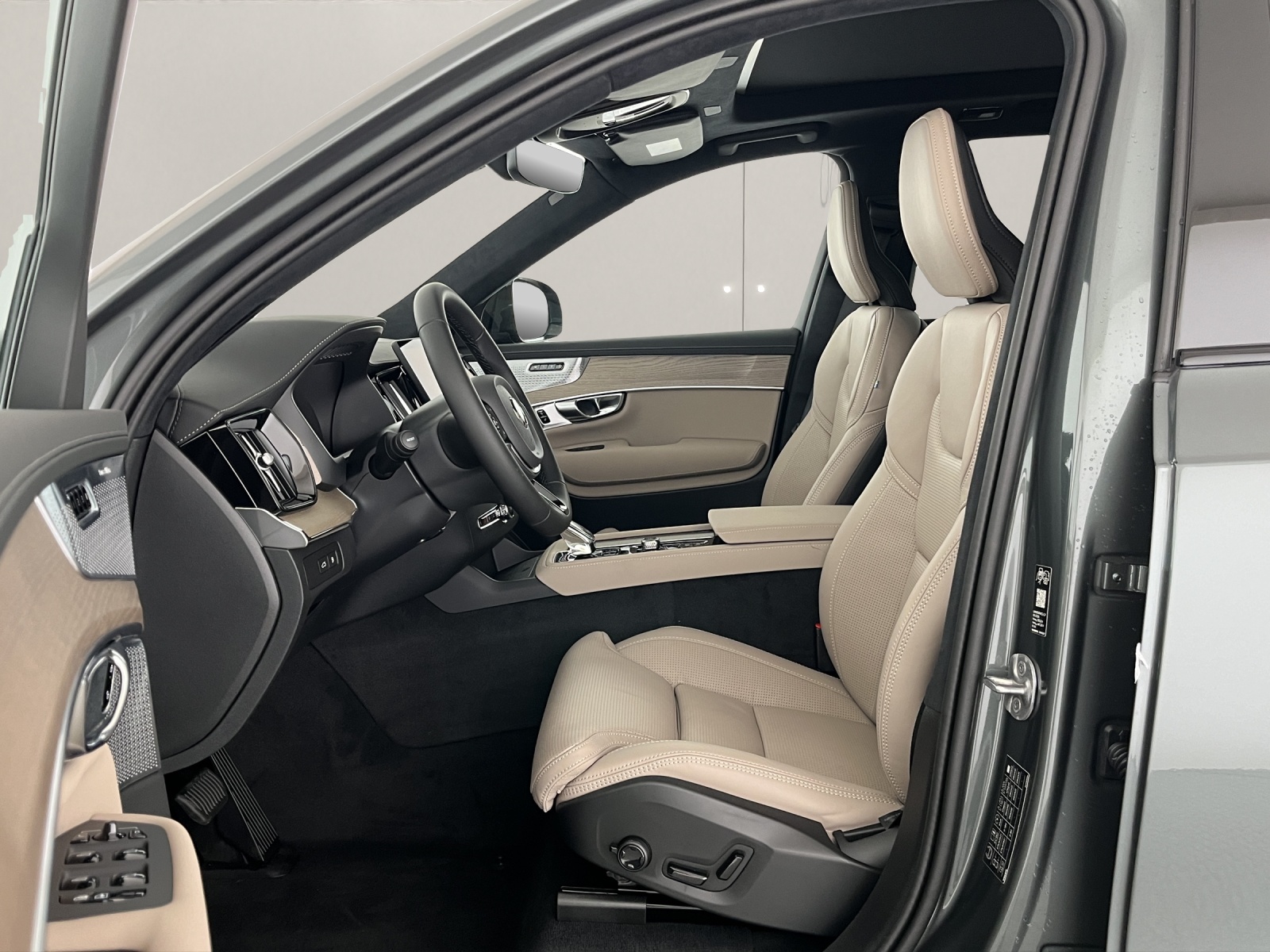 VOLVO XC90 2.0 T8 TE Ultra Dark eAWD-image-8