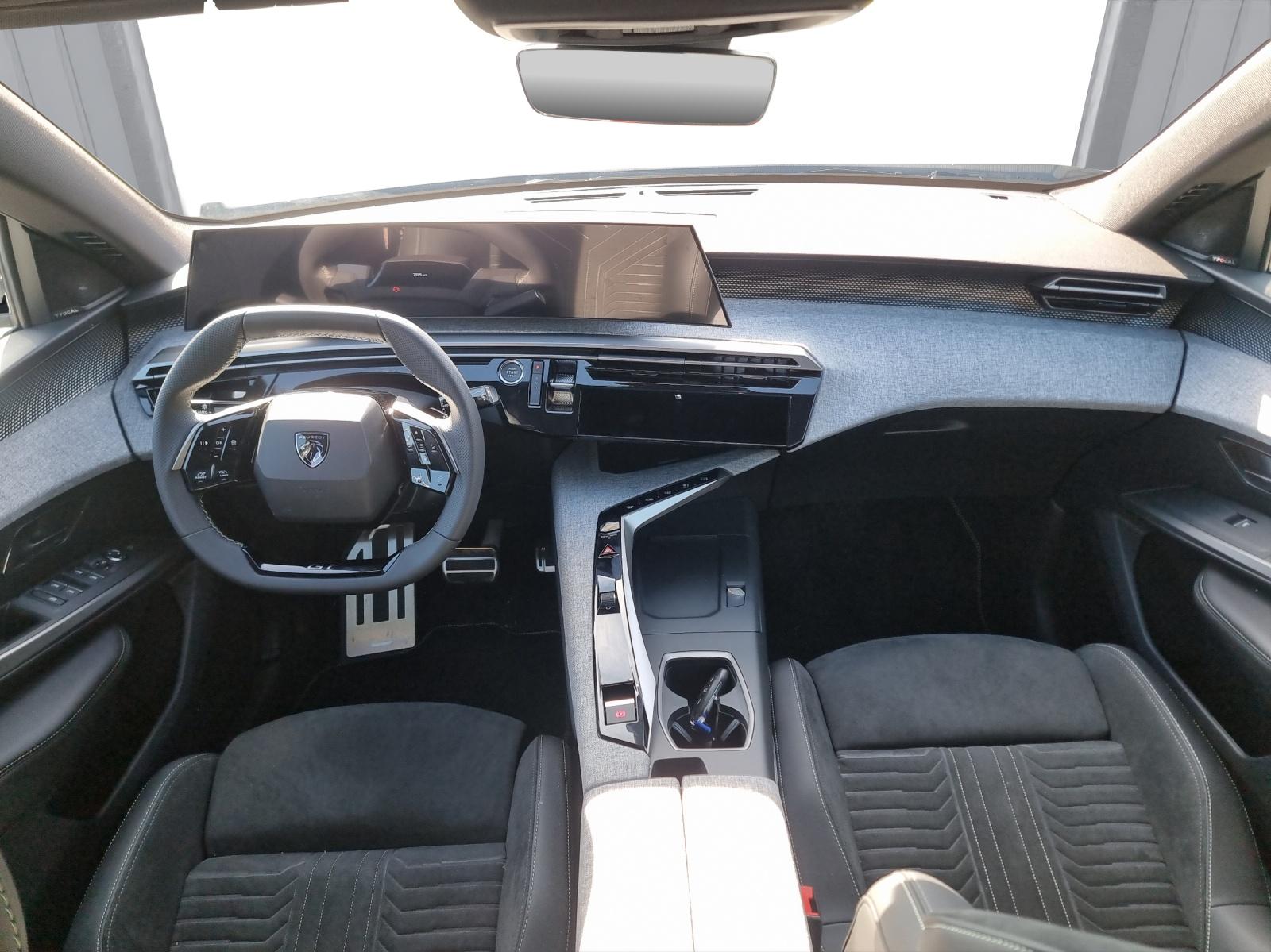 PEUGEOT 3008 e-Launch Edition AWD-image-9