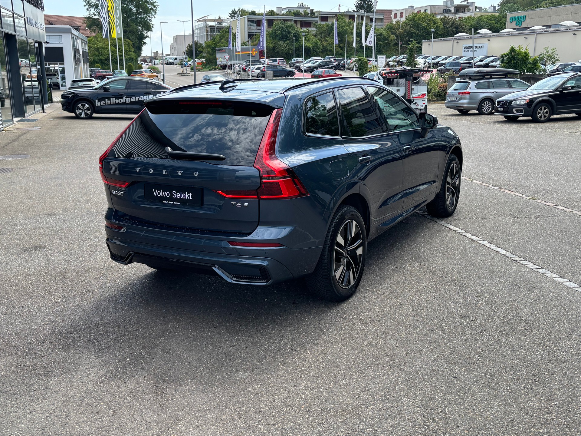 VOLVO XC60 2.0 T6 TE Plus Dark eAWD-image-5