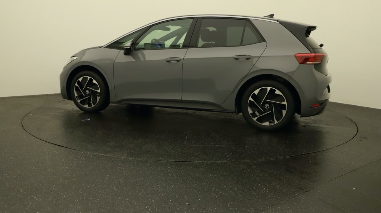 VW ID.3 Pro 52 kWh Pure-image-2