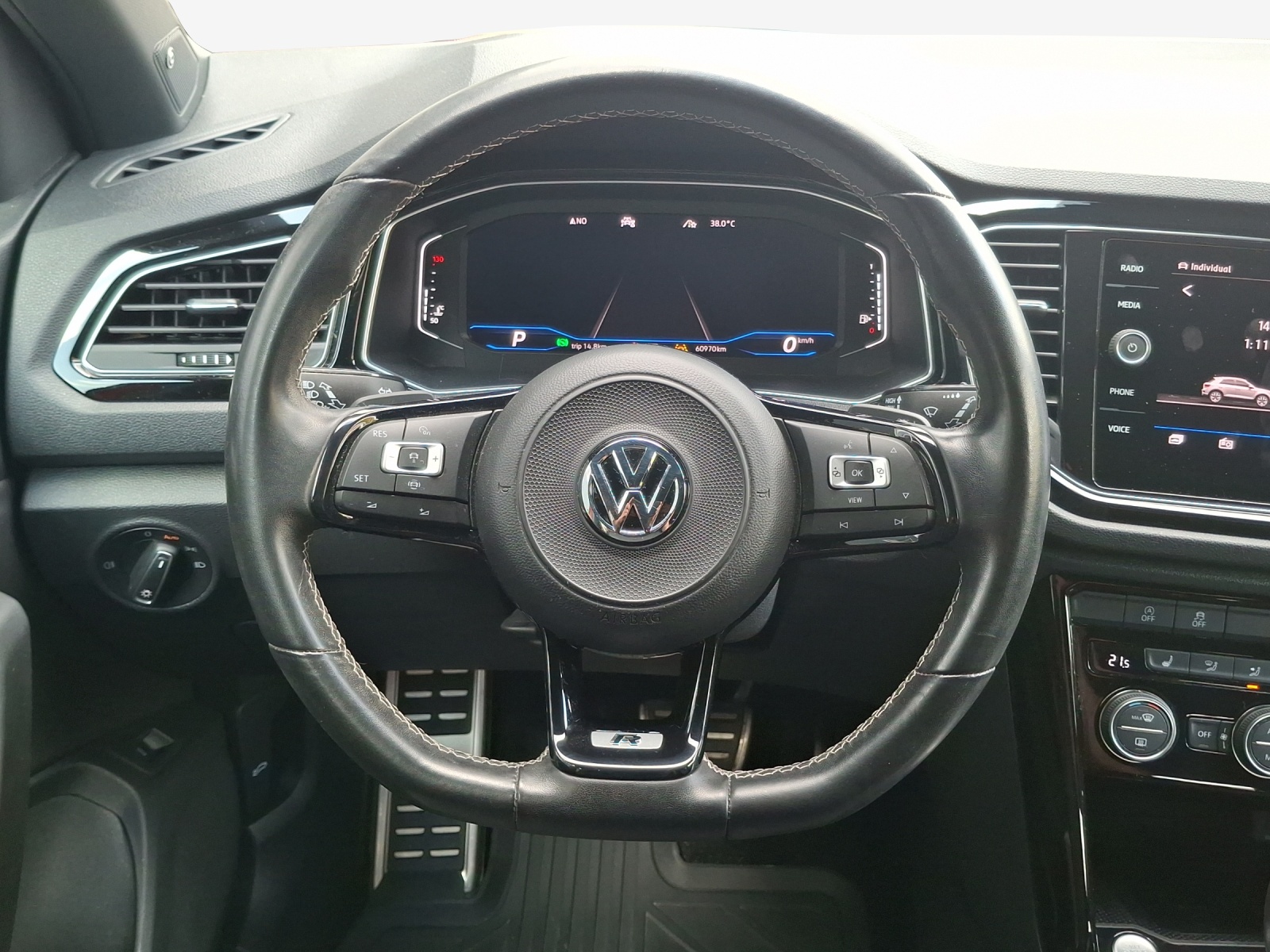 VW T-Roc 2.0 TSI R DSG 4Motion-image-9