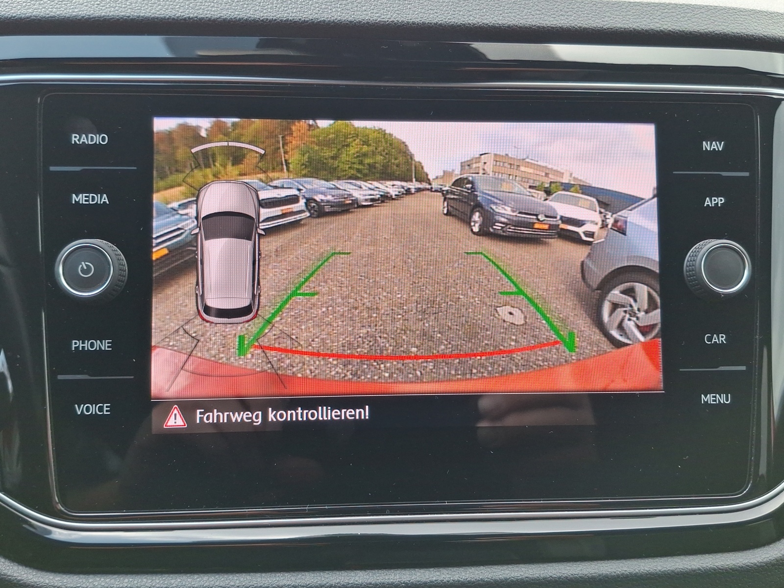 VW T-Roc 2.0 TSI R DSG 4Motion-image-15