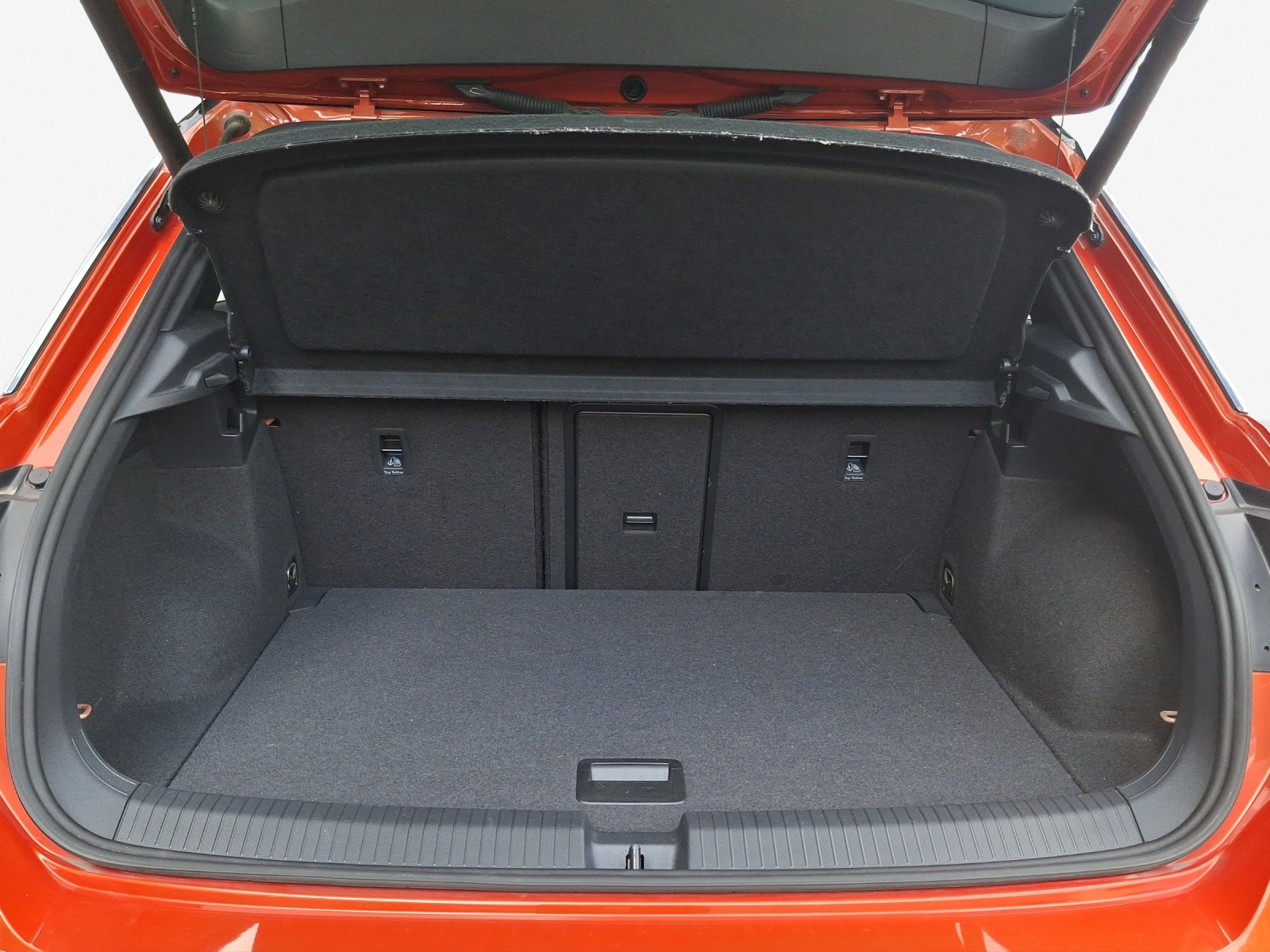 VW T-Roc 2.0 TSI R DSG 4Motion-image-12