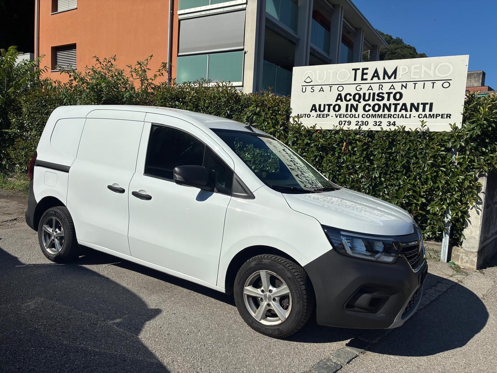RENAULT Kangoo Van 1.3TCe Standard 100 PF Edition One-image-0