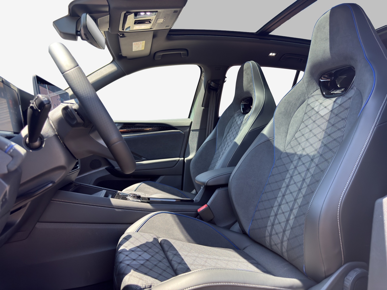 VW Tiguan 1.5 TSI evo2 eHybrid R-Line DSG-image-14