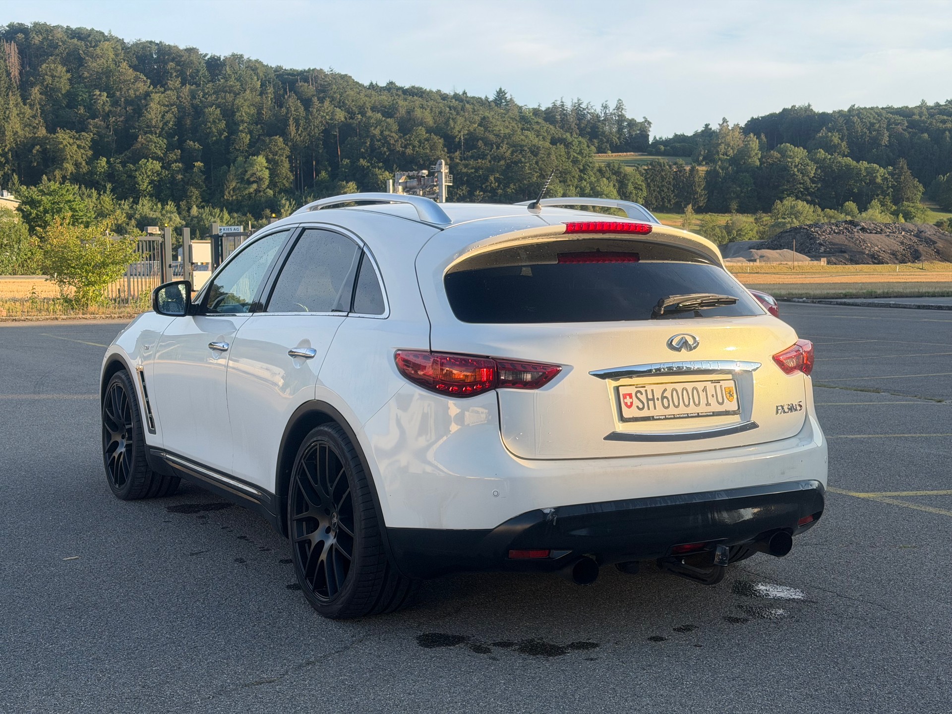 INFINITI FX30d S AWD Automatic-image-6
