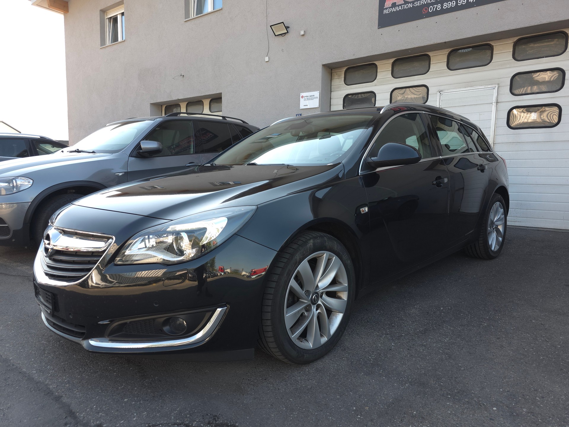 OPEL Insignia Sports Tourer 2.0 Turbo Edition 4WD-image-1