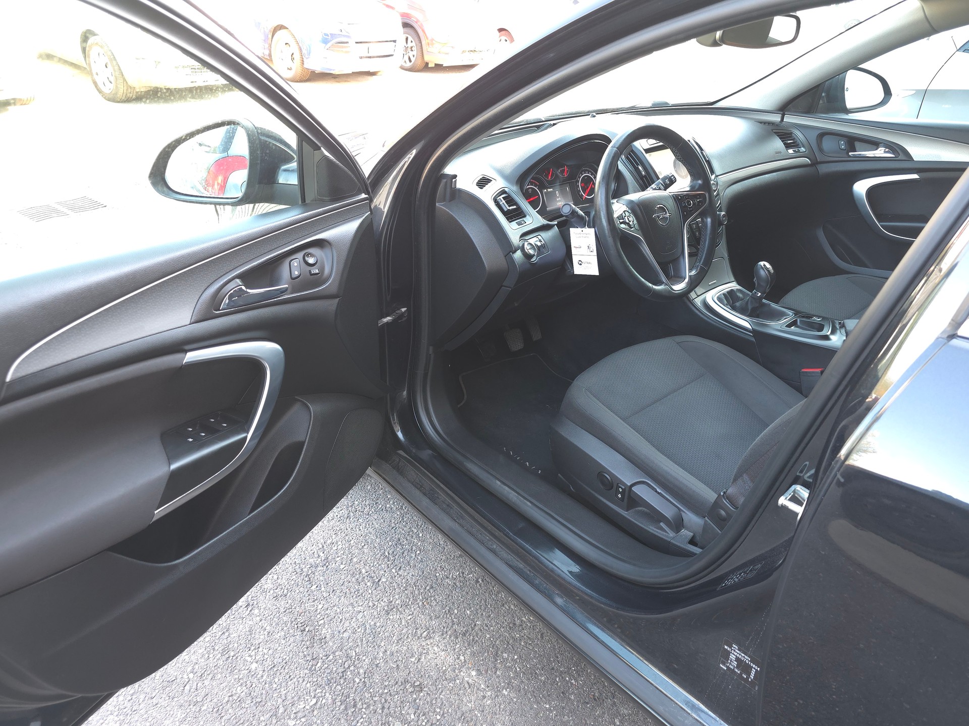 OPEL Insignia Sports Tourer 2.0 Turbo Edition 4WD-image-8