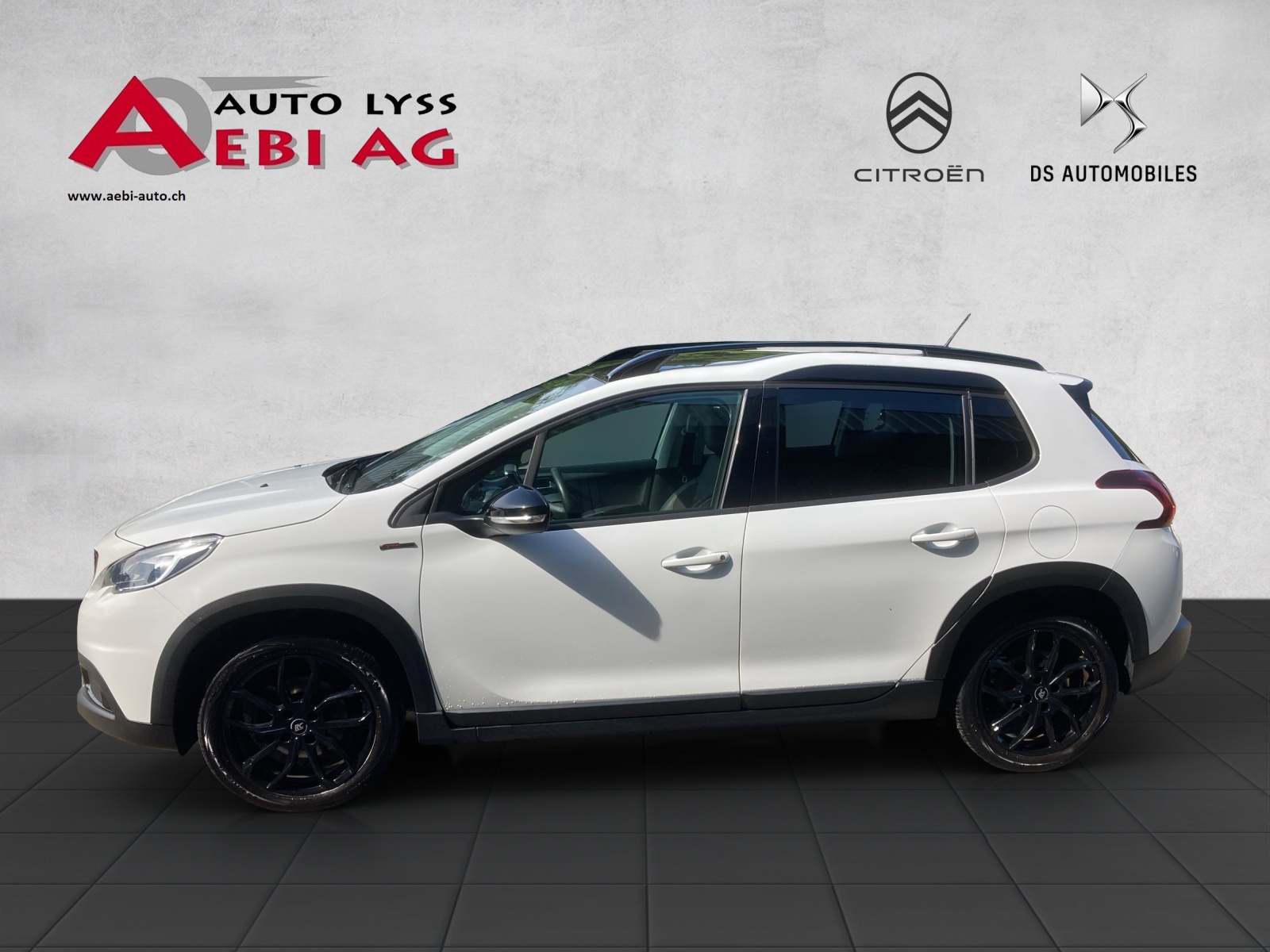 PEUGEOT 2008 1.2 PureTech GT Line-image-2