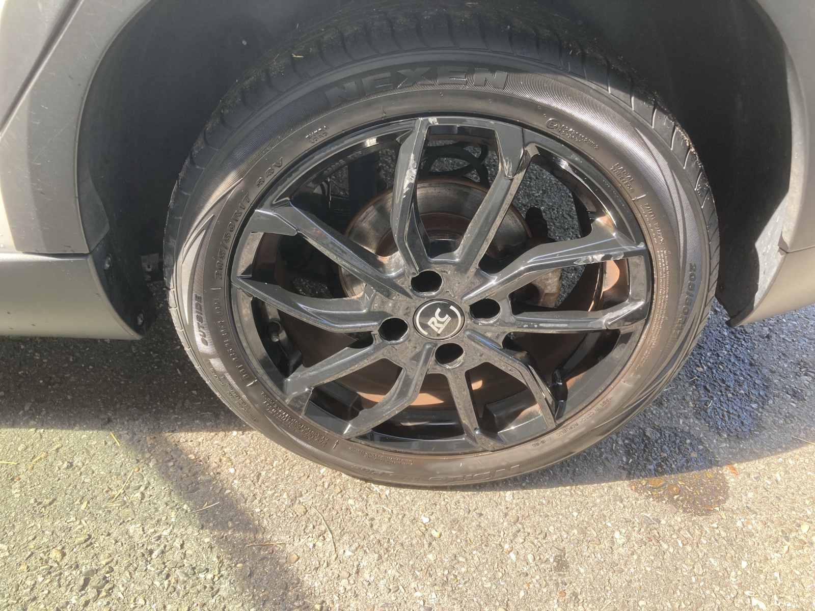 PEUGEOT 2008 1.2 PureTech GT Line-image-10