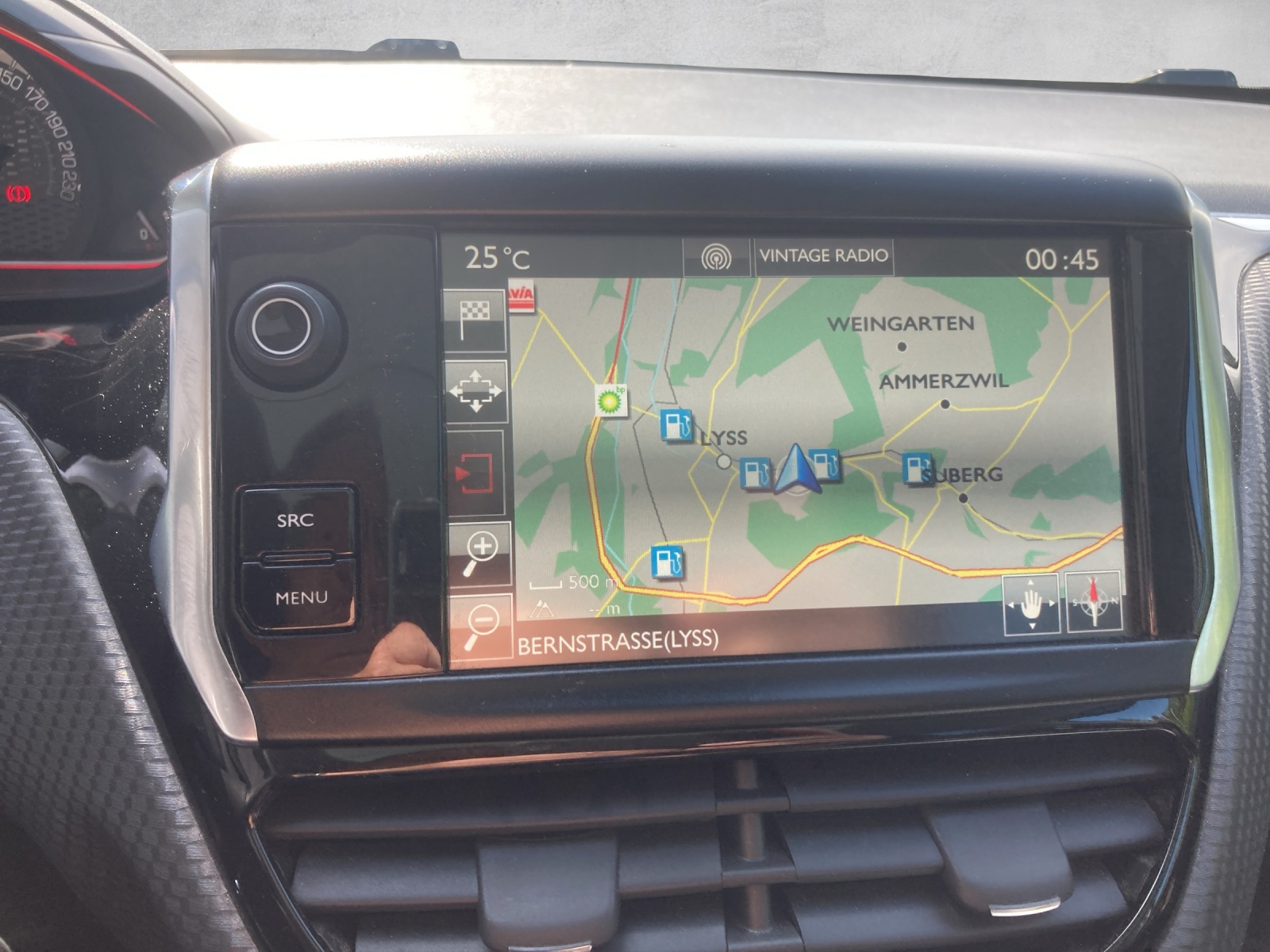 PEUGEOT 2008 1.2 PureTech GT Line-image-5