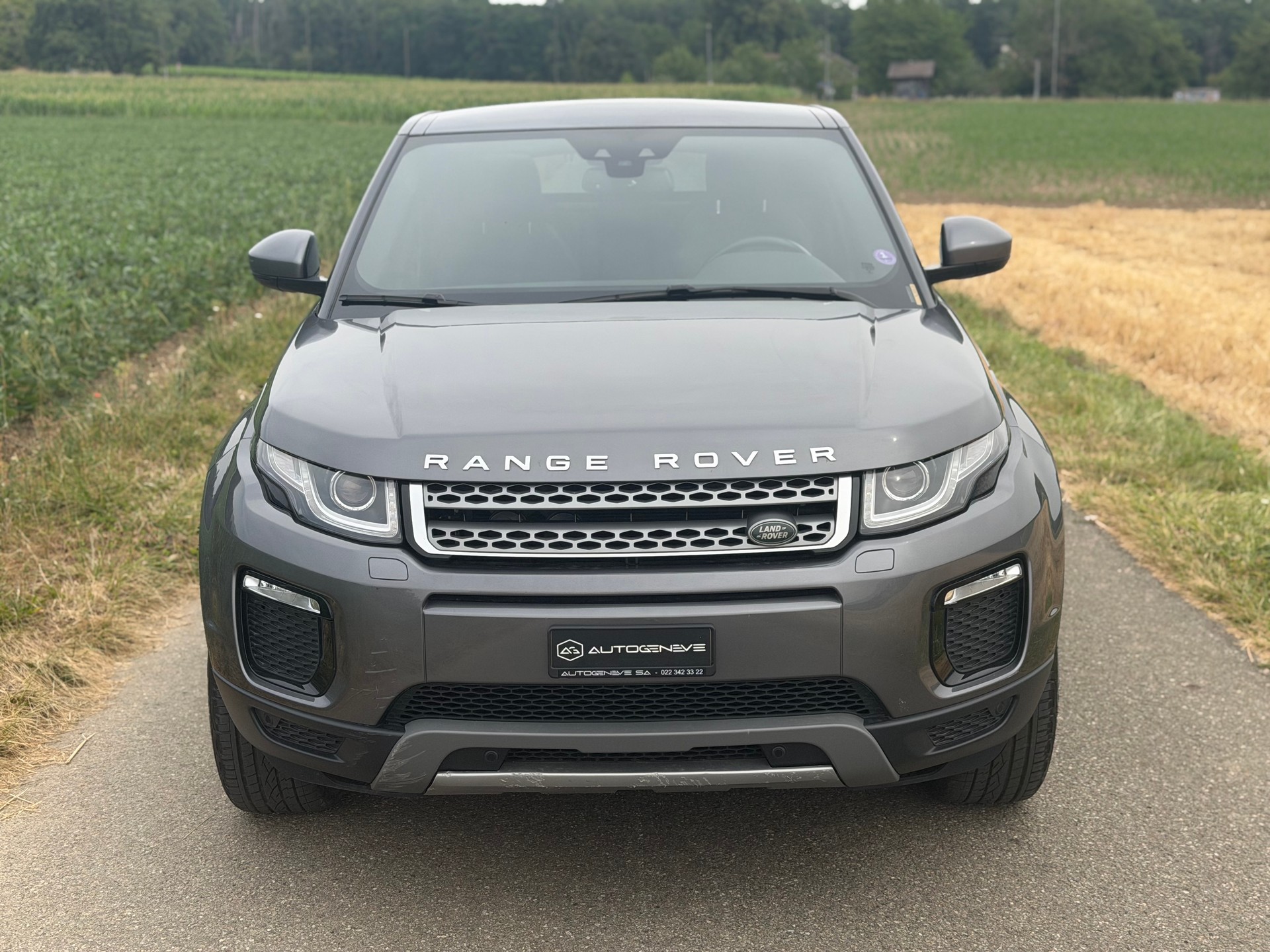 LAND ROVER Range Rover Evoque 2.0 Si4 SE Advantage AT9-image-2