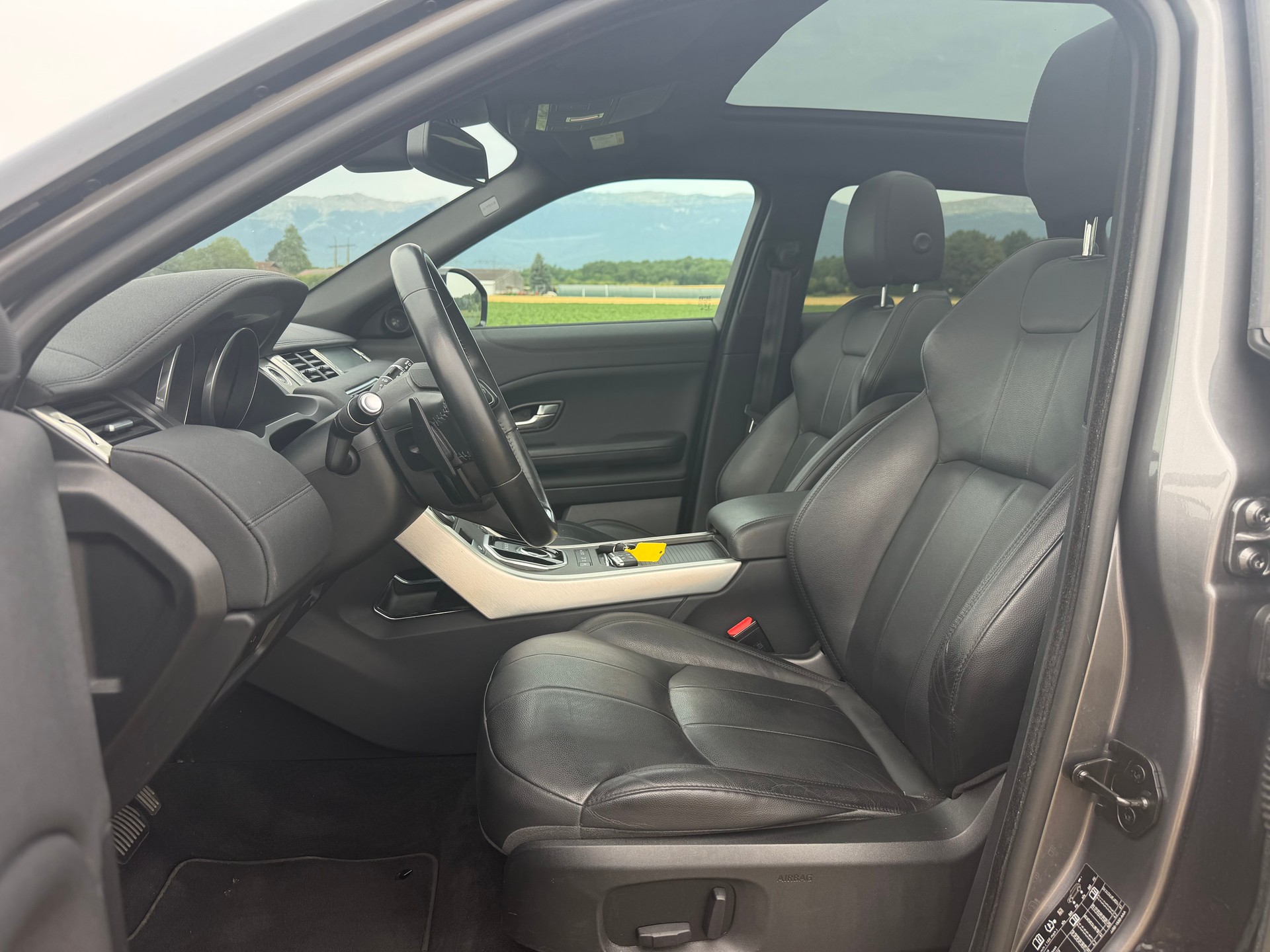 LAND ROVER Range Rover Evoque 2.0 Si4 SE Advantage AT9-image-11
