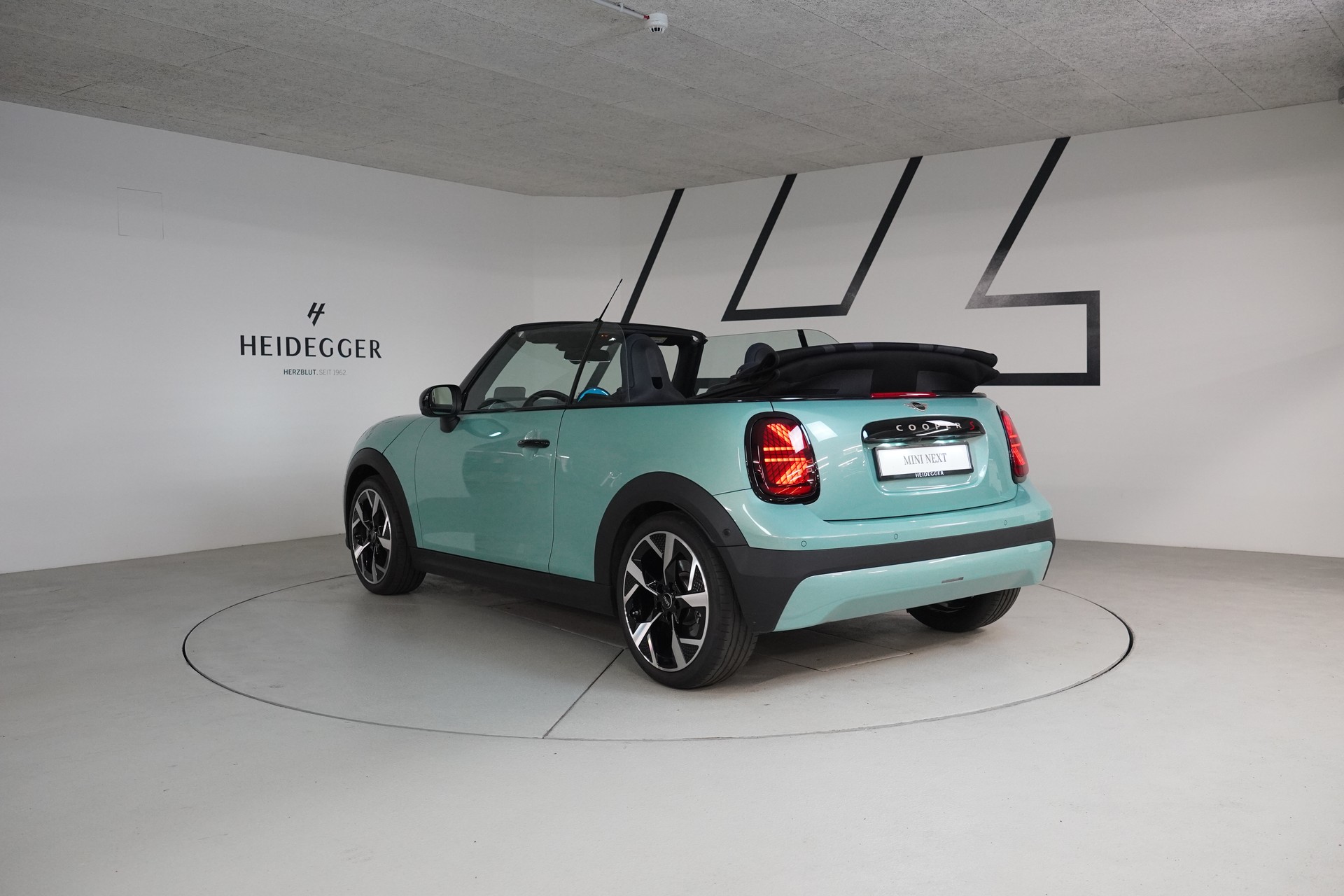MINI Cooper S Cabriolet DKG-image-12