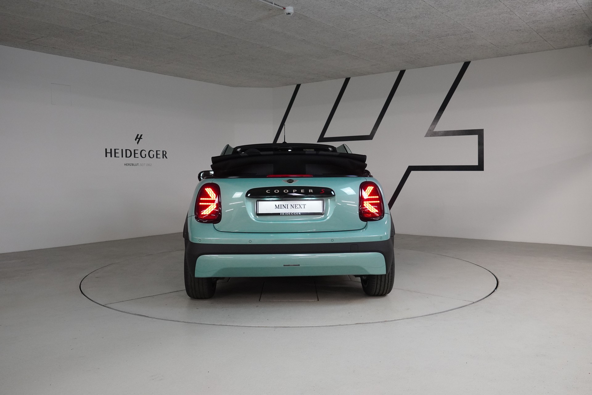 MINI Cooper S Cabriolet DKG-image-13