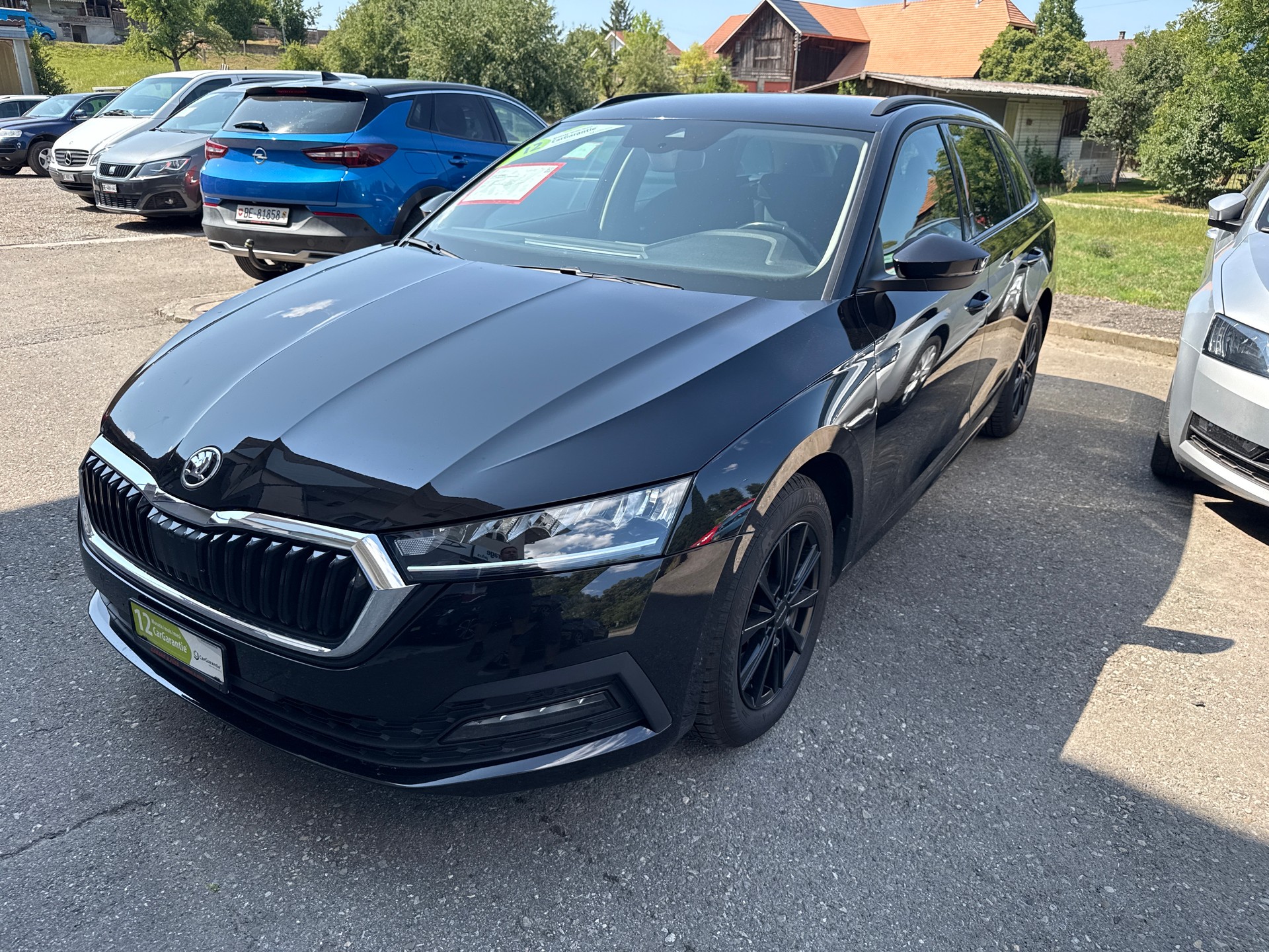 SKODA Octavia Combi 2.0 TDI DSG Ambition-image-1