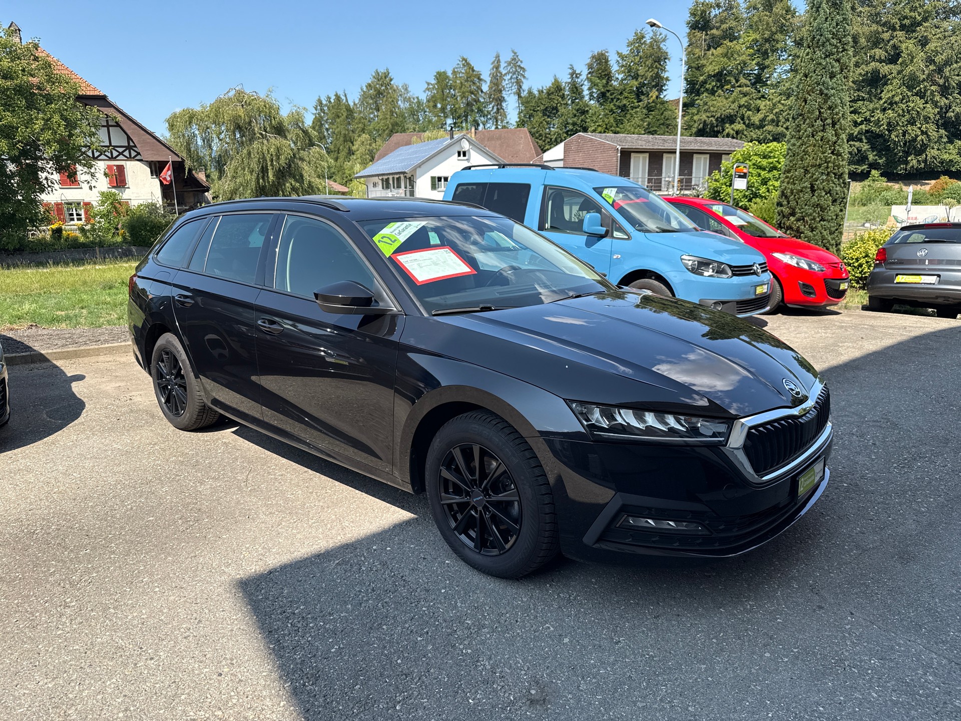 SKODA Octavia Combi 2.0 TDI DSG Ambition-image-2