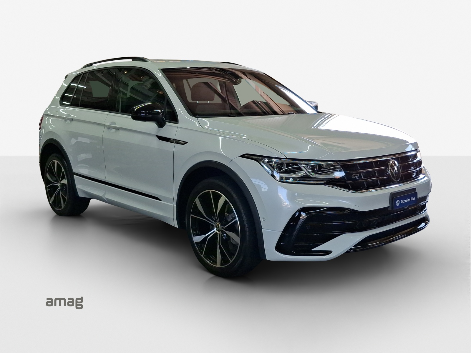 VW Tiguan 2.0TSI R-Line 4Motion DSG-image-5