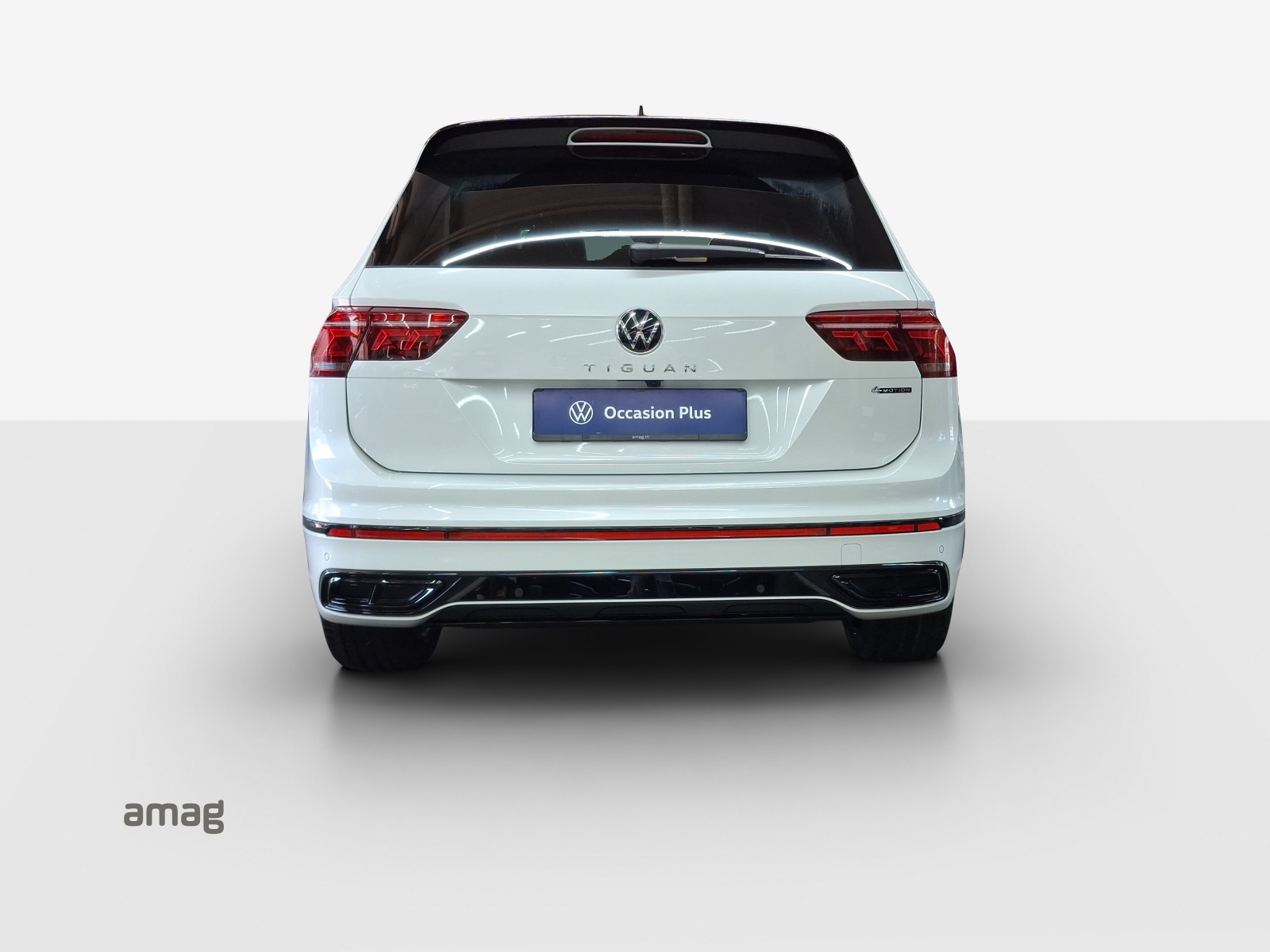 VW Tiguan 2.0TSI R-Line 4Motion DSG-image-3