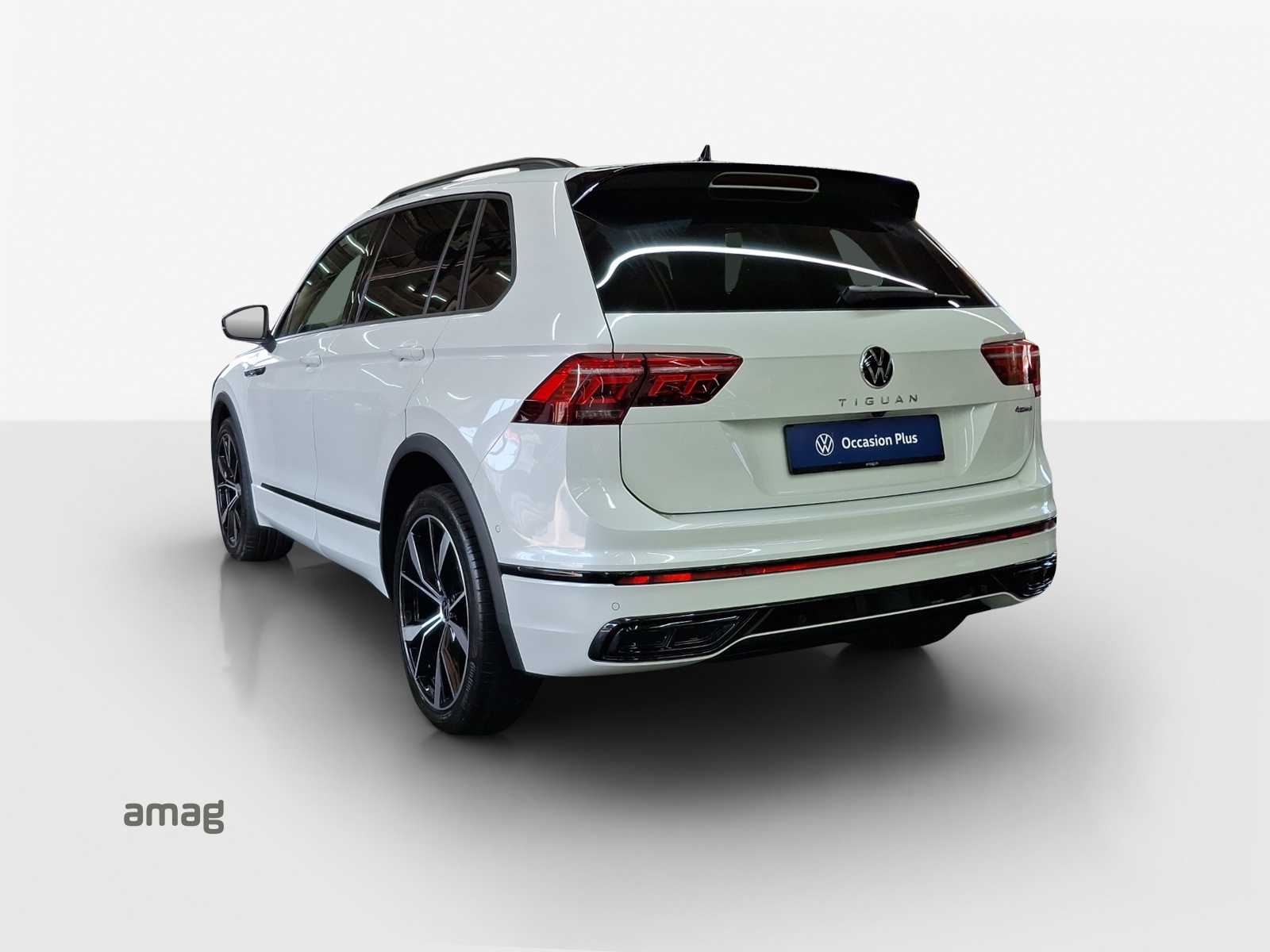 VW Tiguan 2.0TSI R-Line 4Motion DSG-image-2