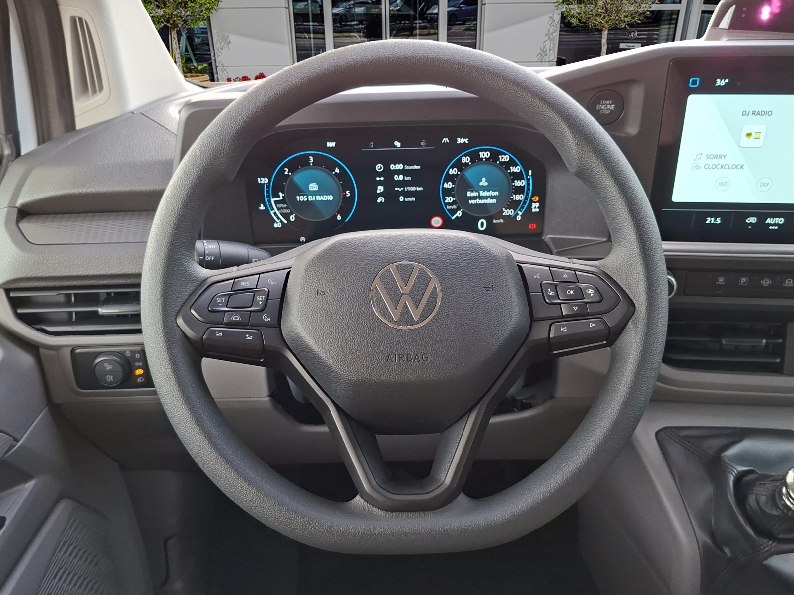 VW Transporter 2.0 TDI-image-11