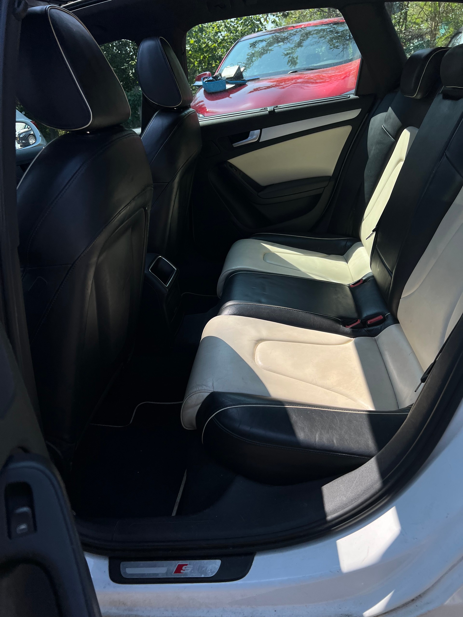 AUDI A4 Avant 2.0 TDI Start plus quattro-image-10