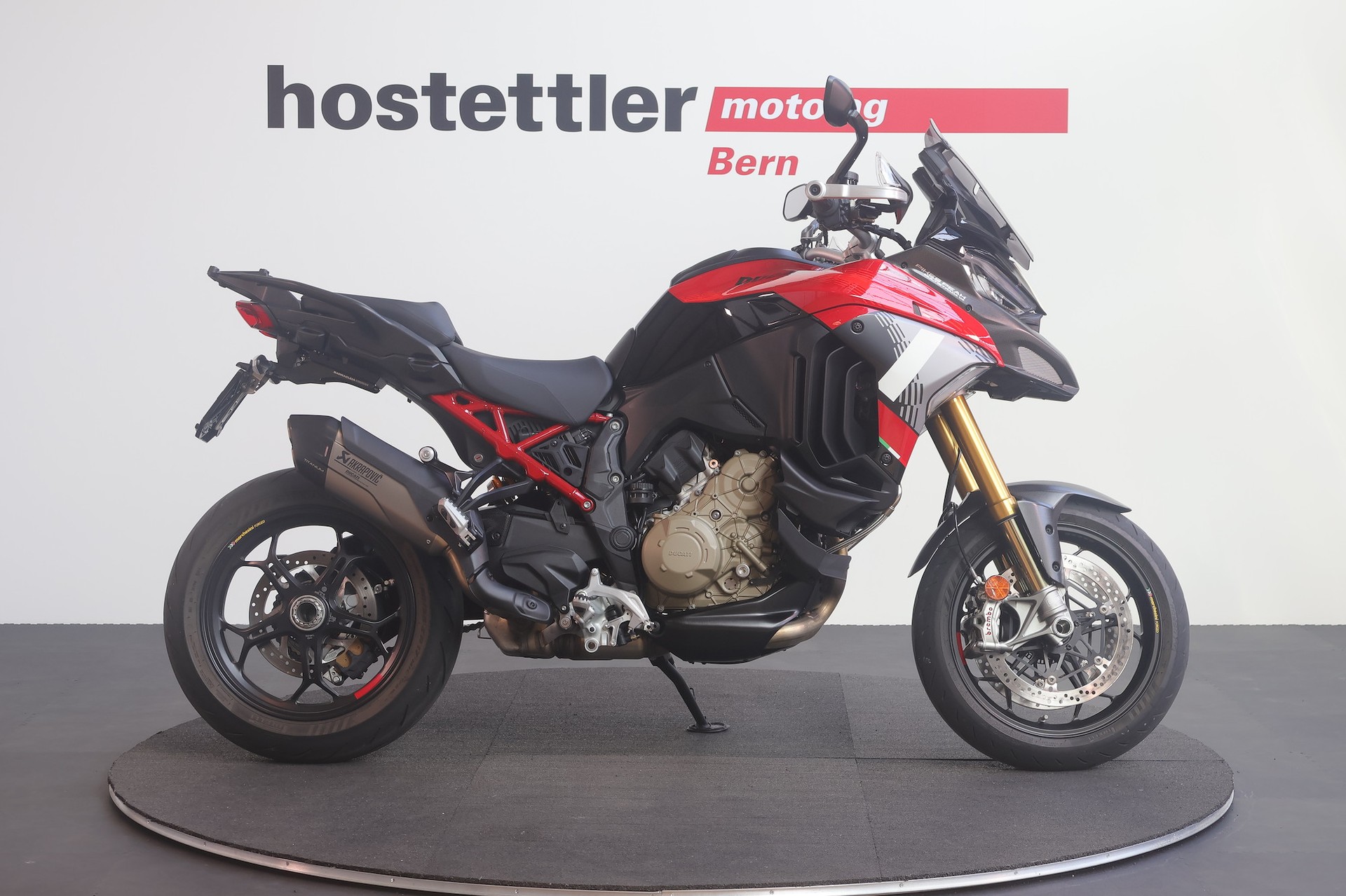 DUCATI Multistrada V4 Pikes Peak-showroom-element-1