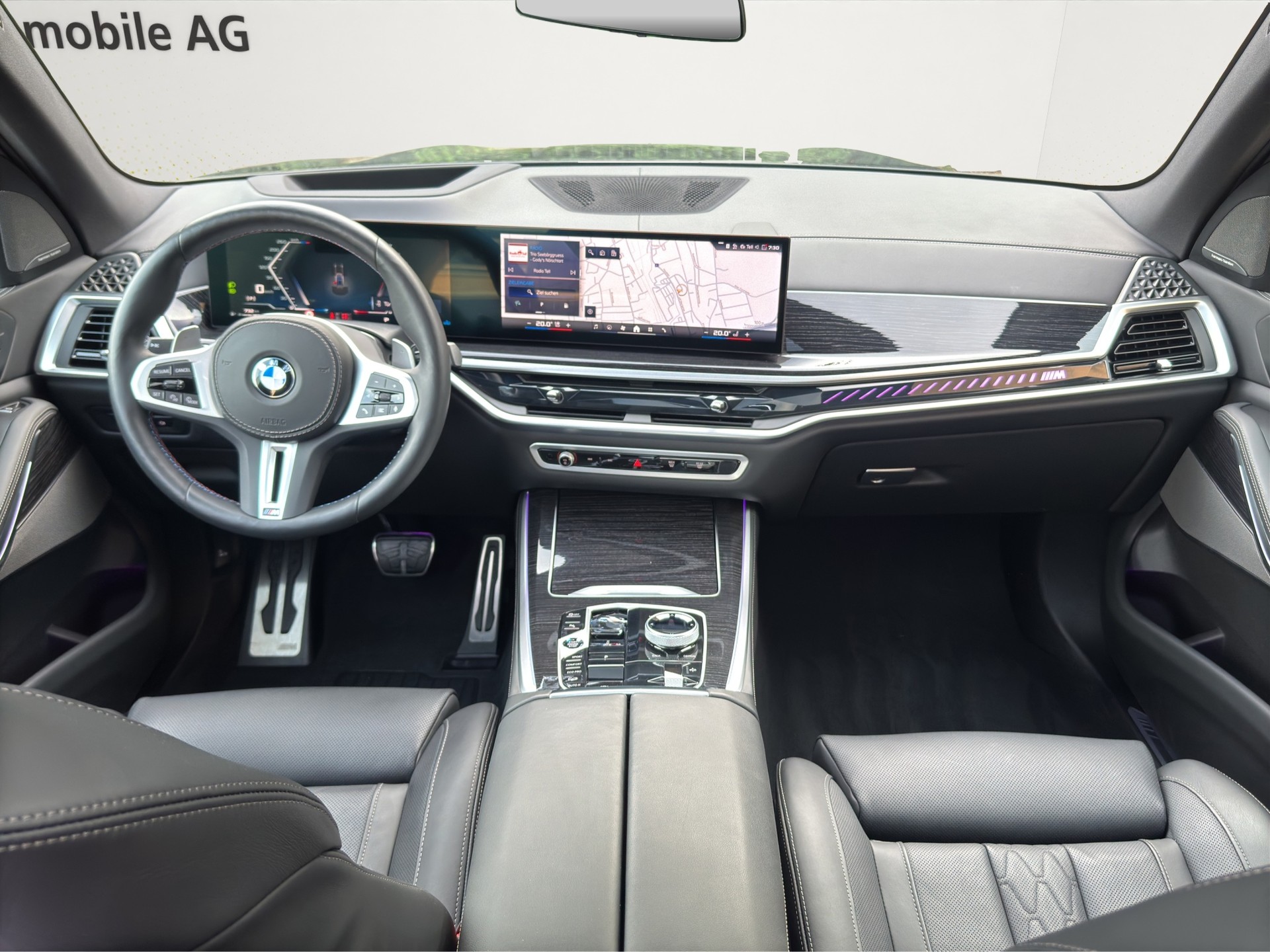BMW X5 xDrive 48V M60i M Sport Pro (CH) INDIVIDUAL-image-8